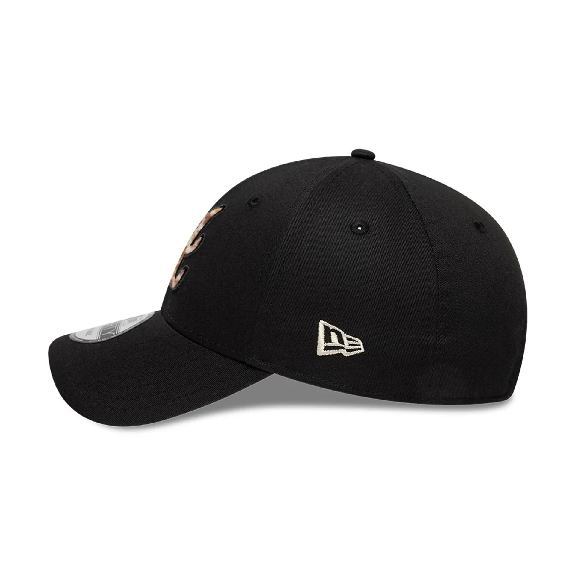 Atlanta Braves Animal Print Black 9FORTY Adjustable Cap - Image 4