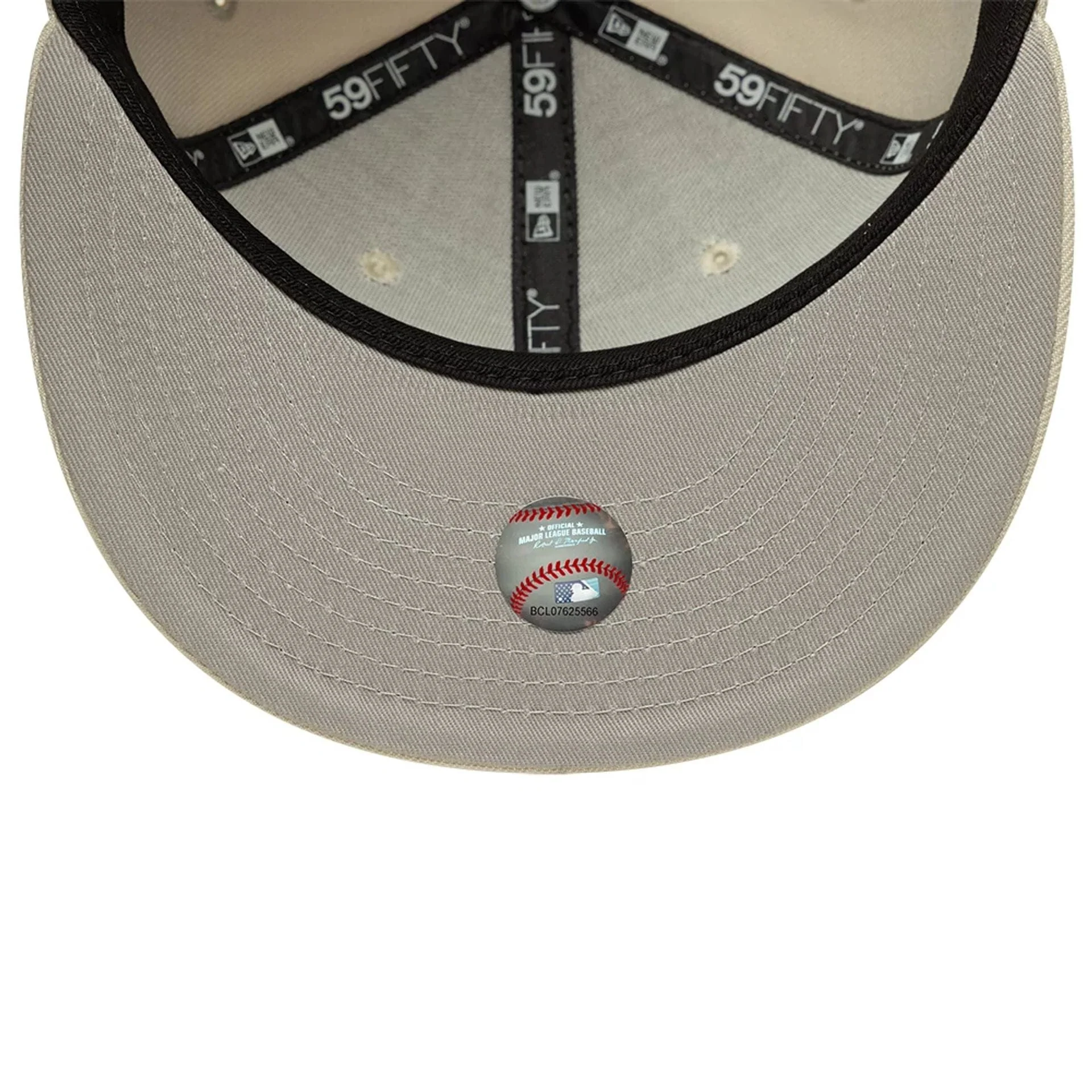 Atlanta Braves MLB Beige 59FIFTY Fitted Cap - Image 2