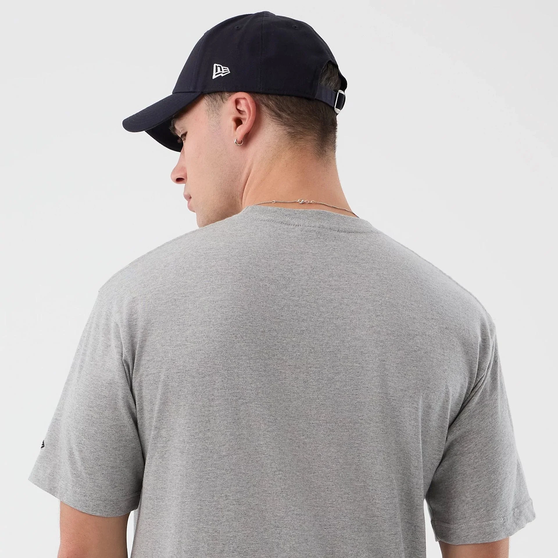 Boston Bruins NHL Sport Classic Grey T-Shirt - Image 5