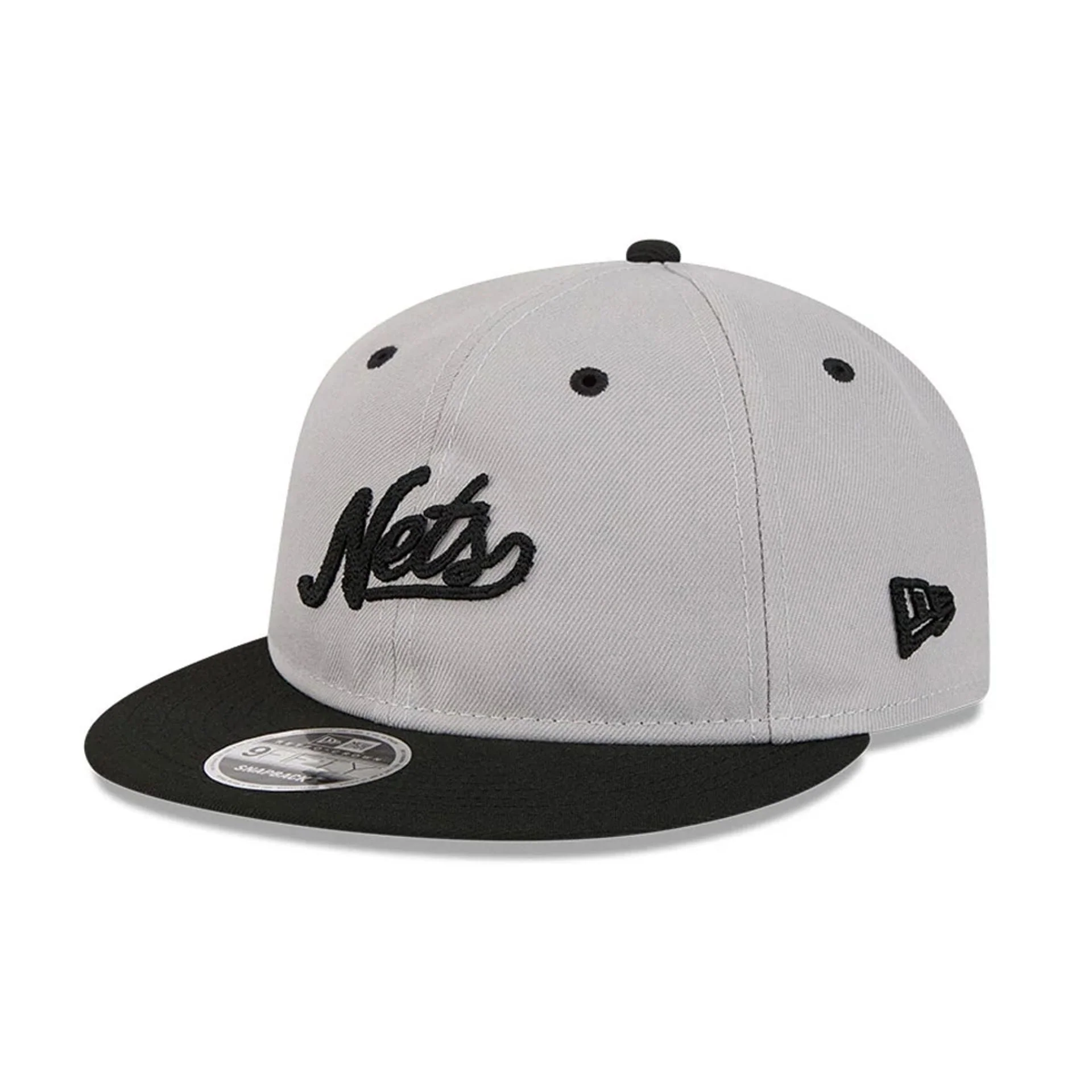 Brooklyn Nets NBA Chainstitch Script Grey Retro Crown 9FIFTY Adjustable Cap - Image 4