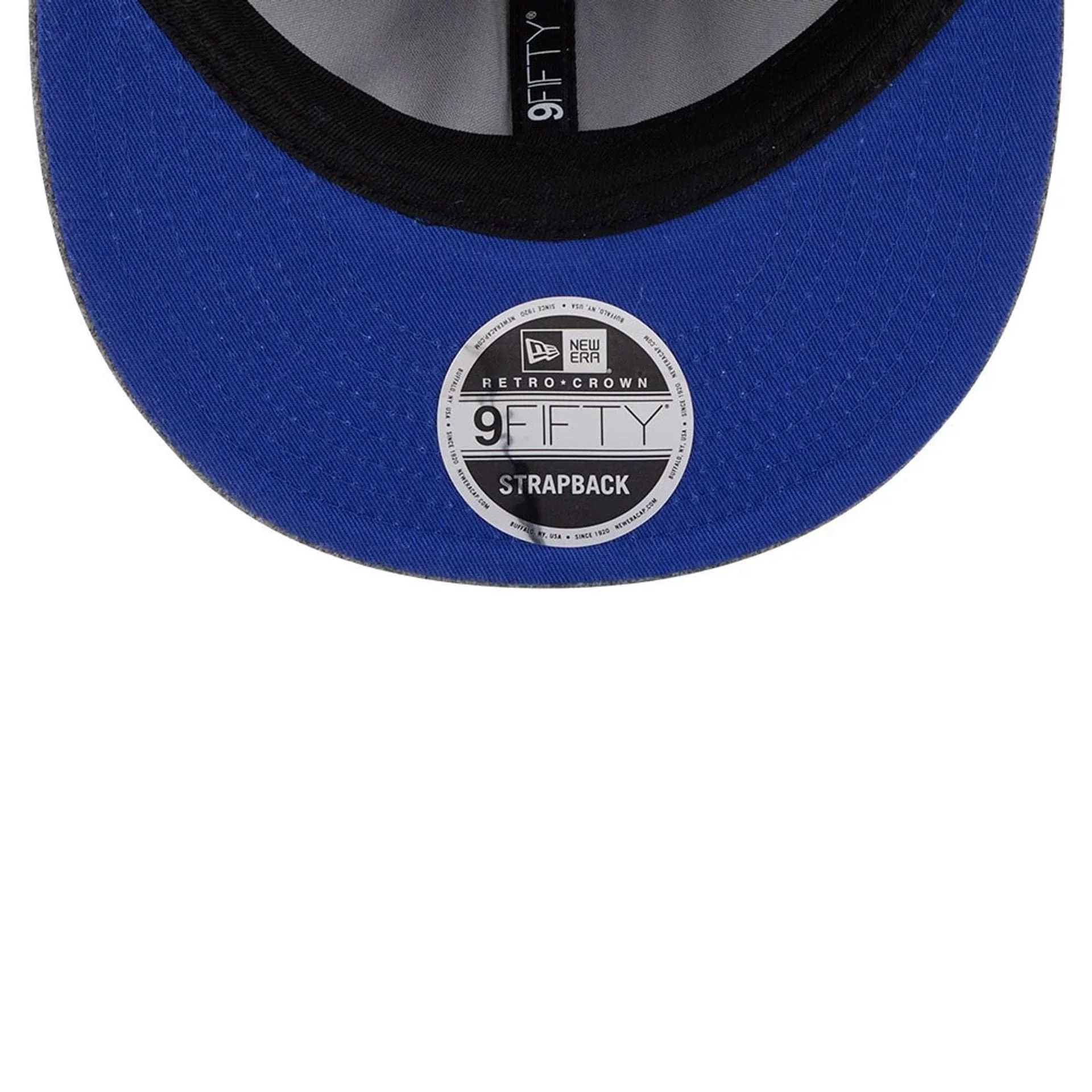 Brooklyn Nets NBA Chenille Woven Grey Retro Crown 9FIFTY Adjustable Cap - Image 3