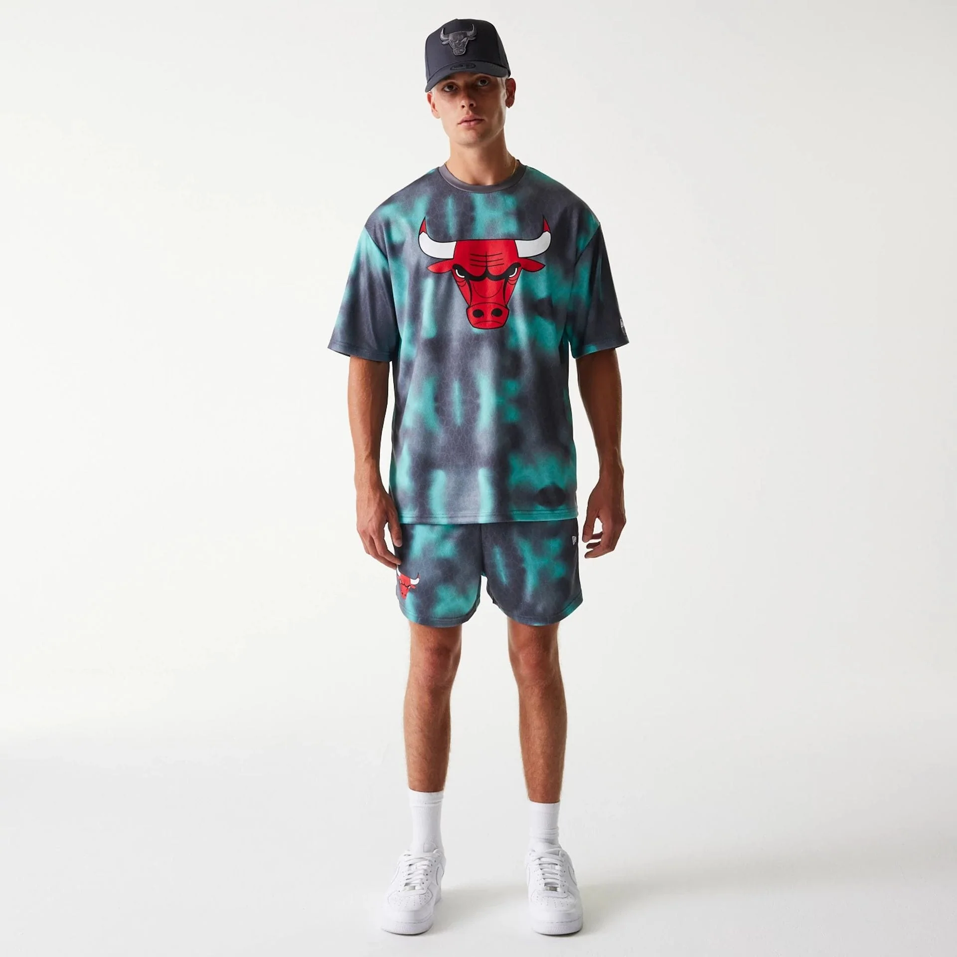 Chicago Bulls NBA All Over Print Green Shorts - Image 8