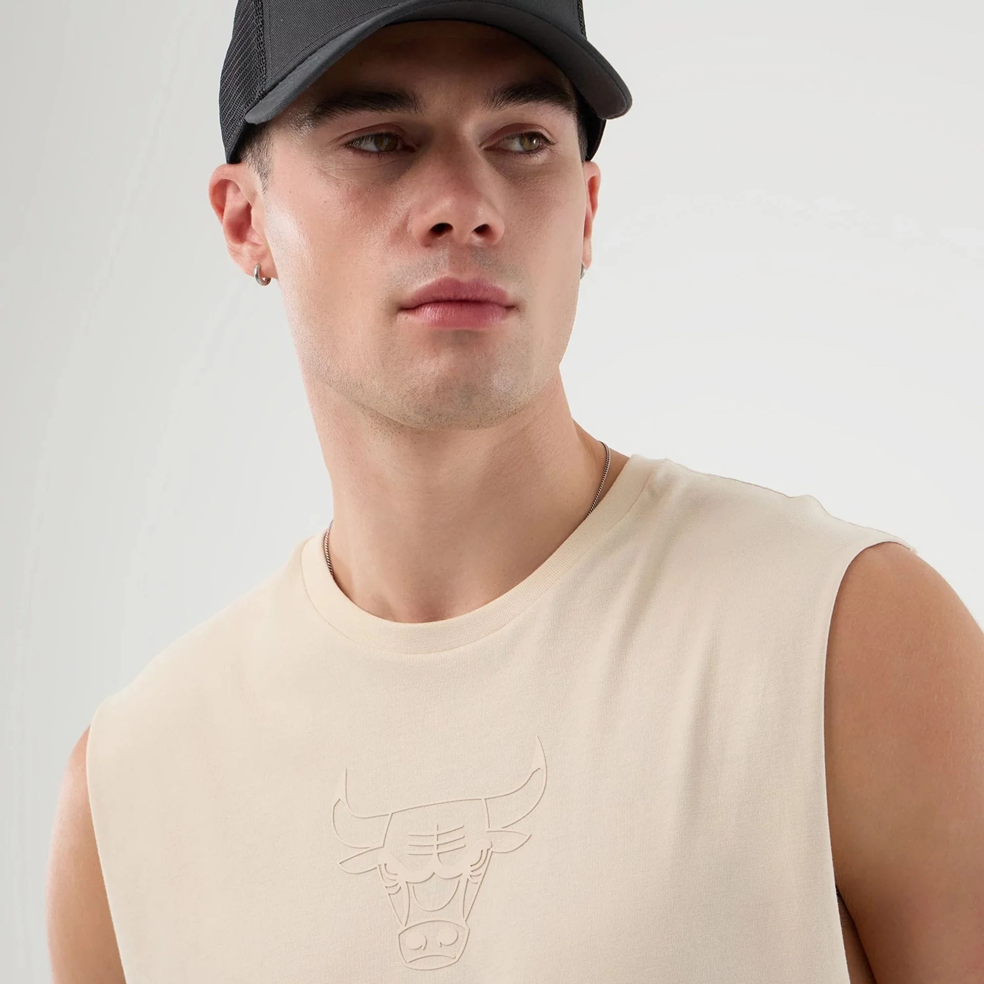 Chicago Bulls NBA Core Plus Light Beige Vest - Image 5