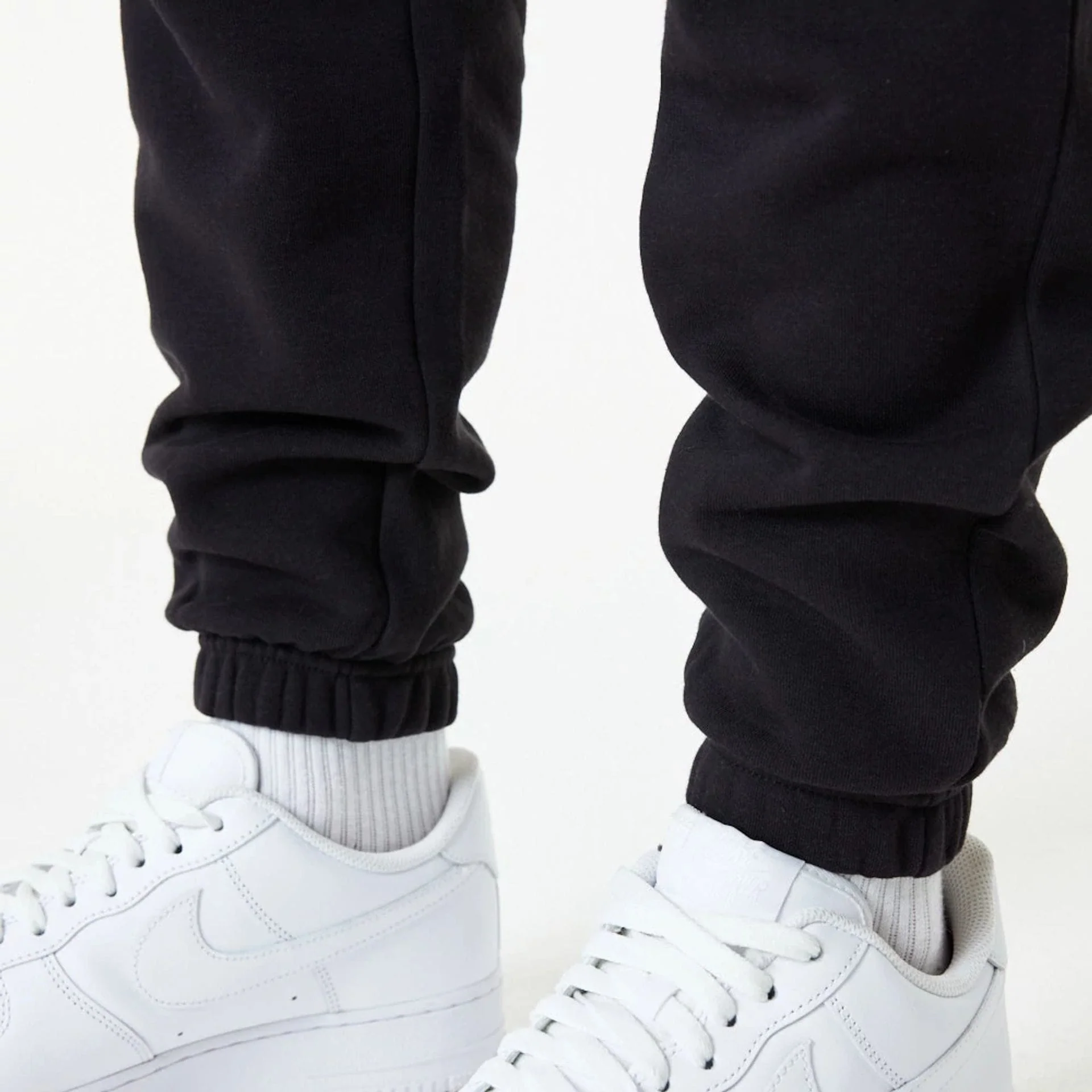 Chicago Bulls NBA Essential Black Joggers - Image 3