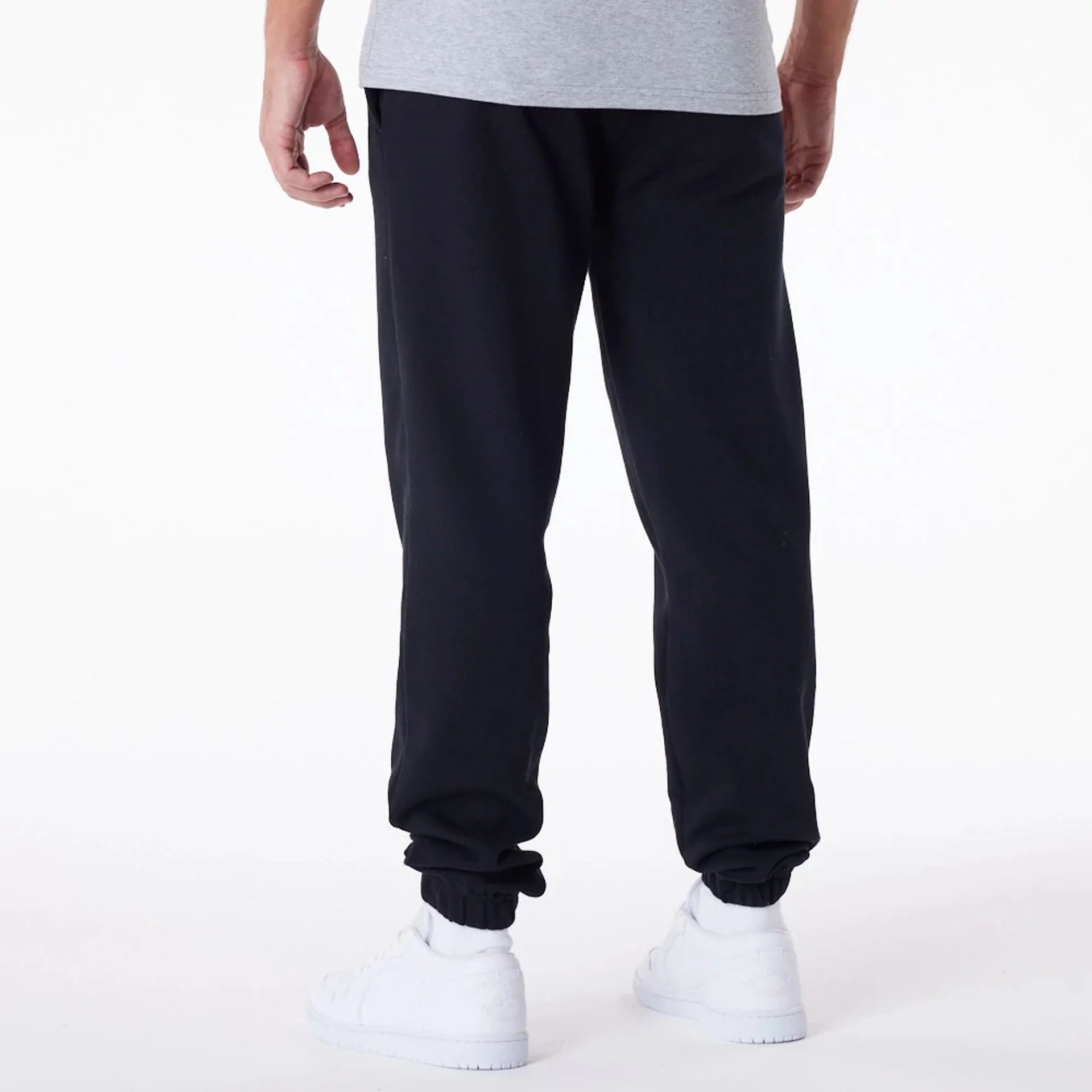 Chicago Bulls NBA Essential Black Joggers - Image 7