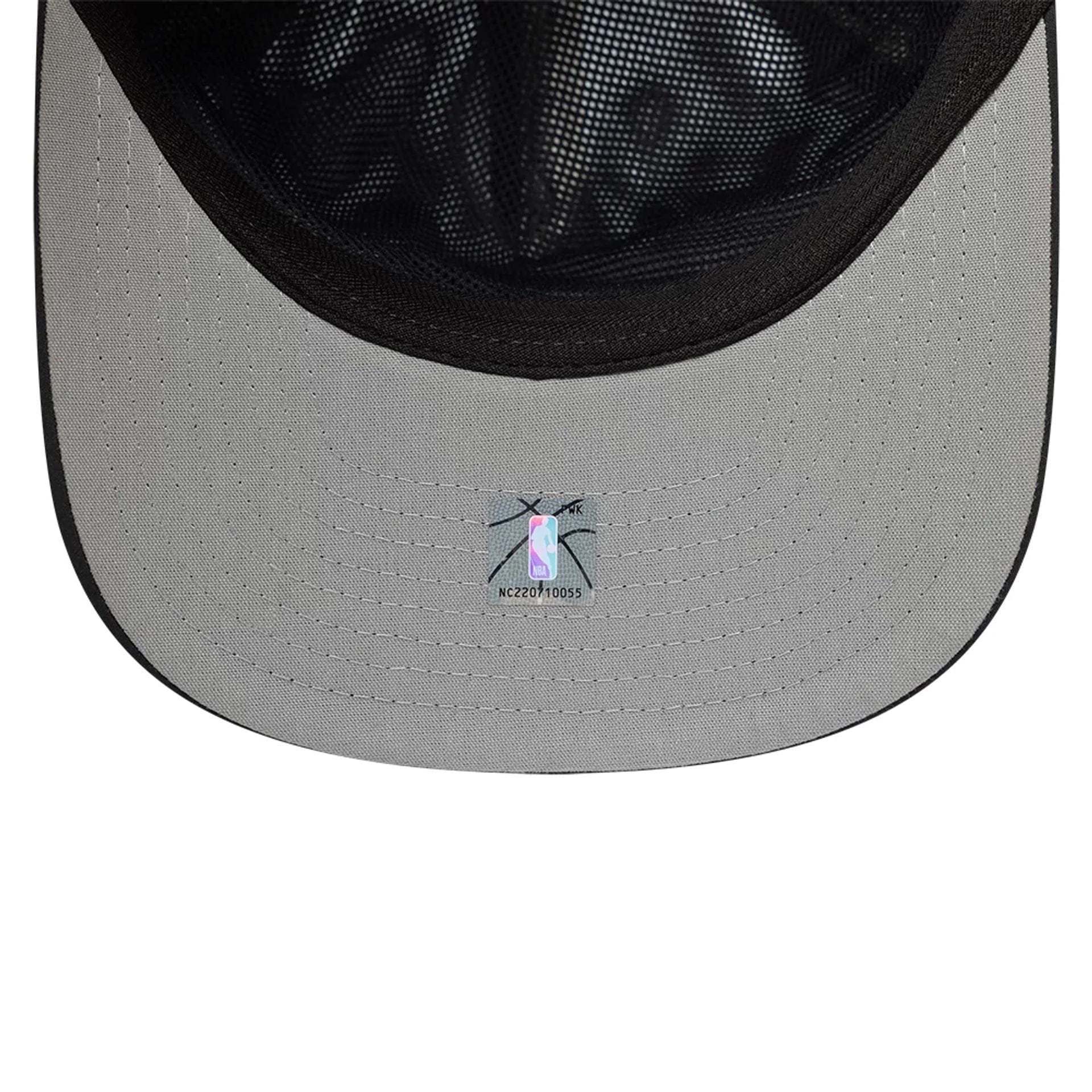 Chicago Bulls NBA Gore-Tex Black 9FIFTY A-Frame Snapback Adjustable Cap - Image 2