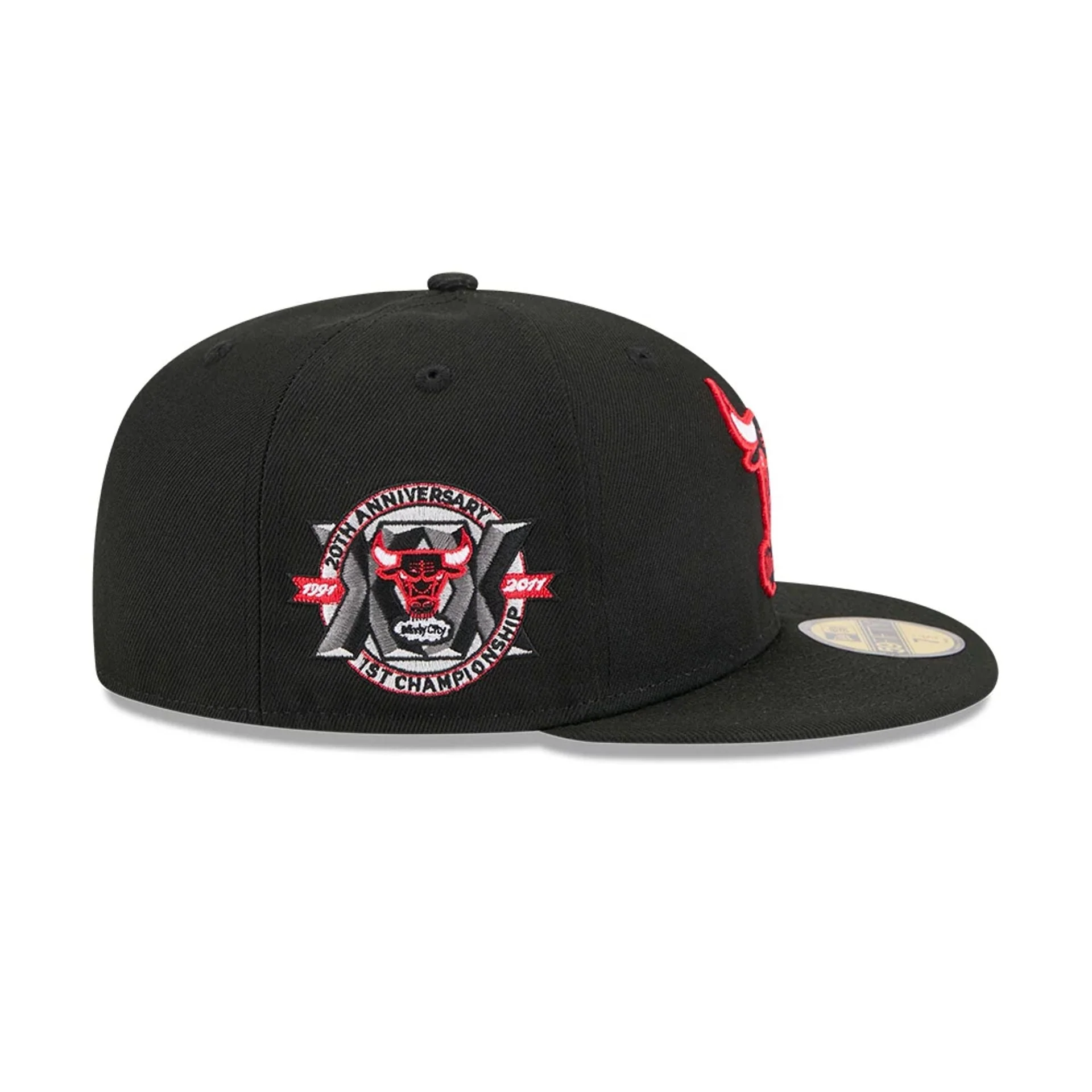 Chicago Bulls NBA Hardwood Classic Black 59FIFTY Fitted Cap - Image 6