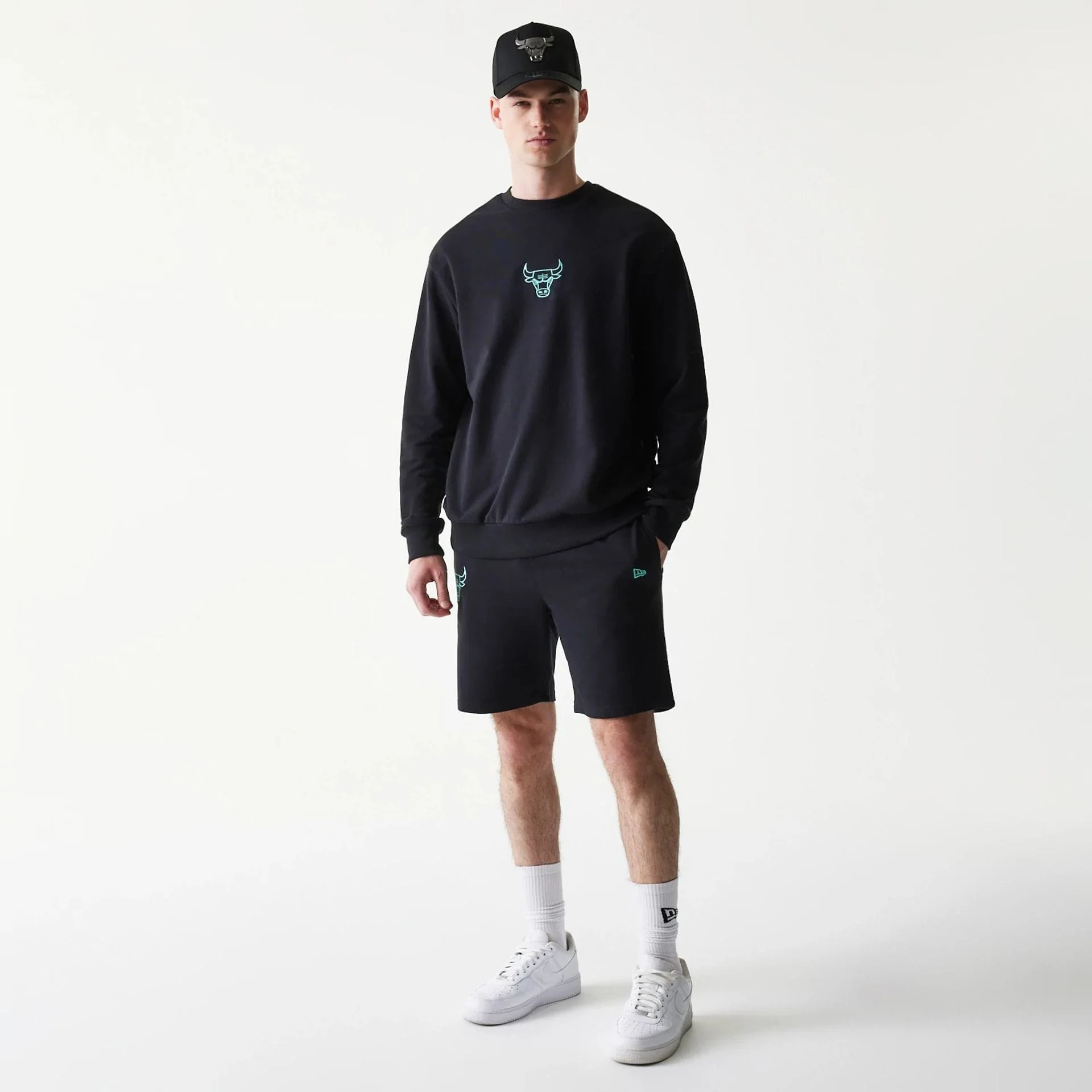 Chicago Bulls NBA League Essential Black Shorts - Image 8