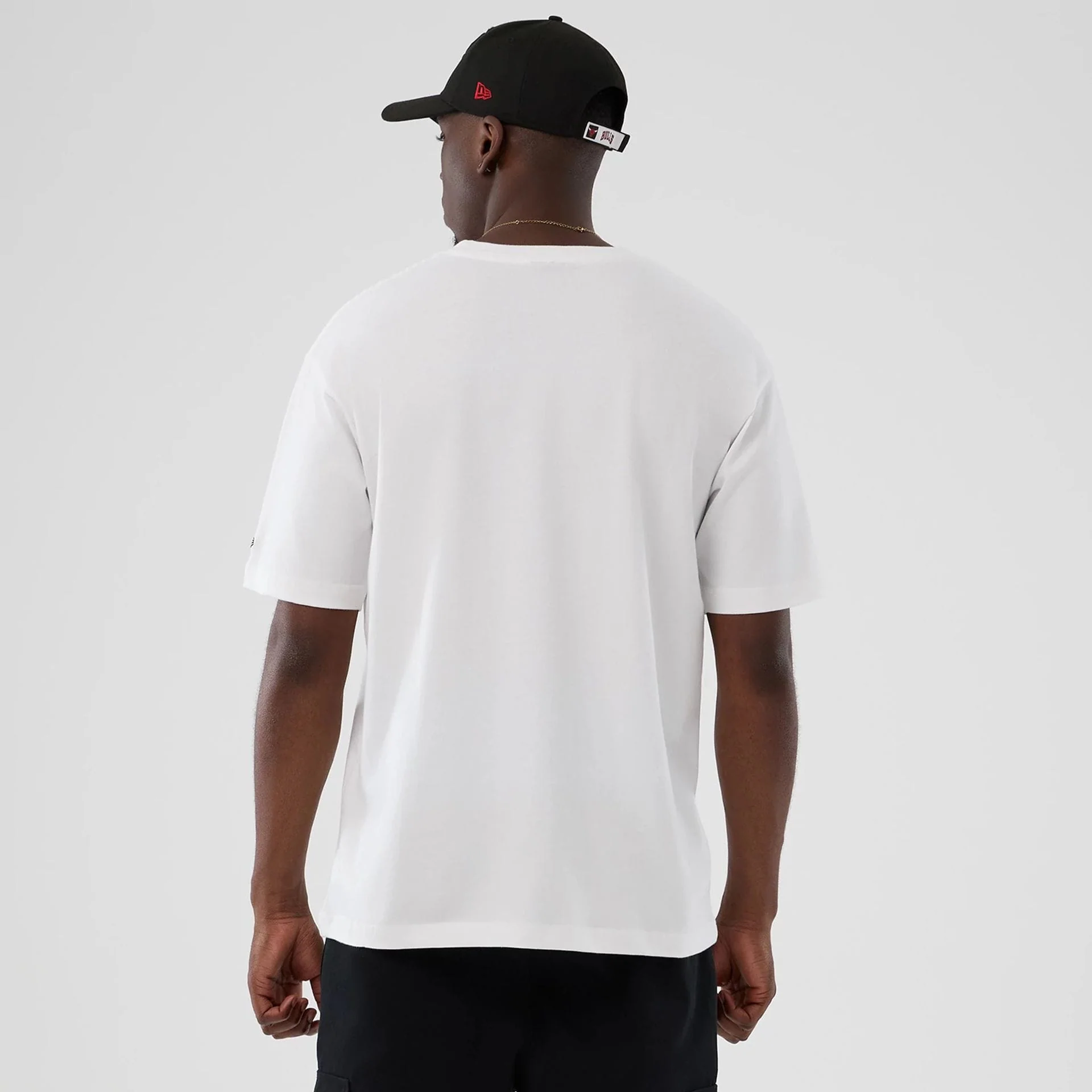 Chicago Bulls NBA Lifestyle Graphic White T-Shirt - Image 2