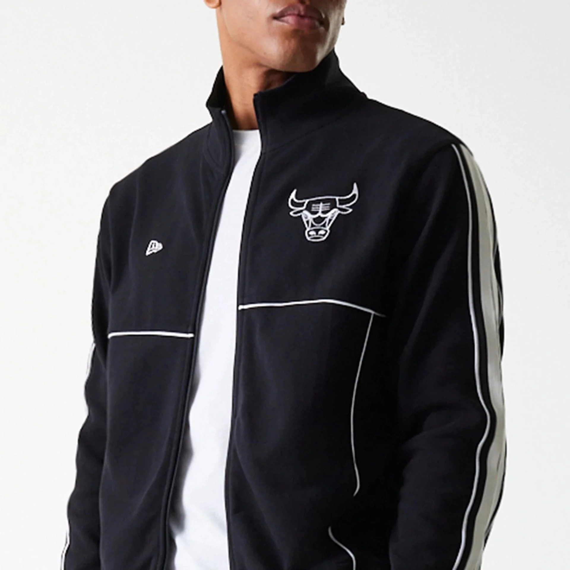 Chicago Bulls NBA Outline Black Track Jacket - Image 8