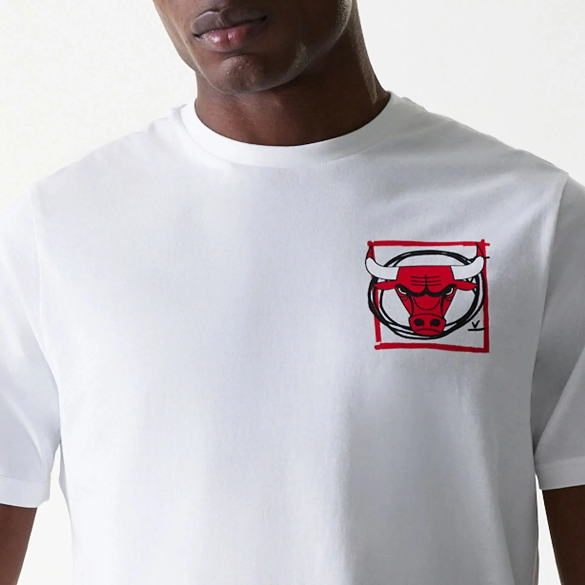 Chicago Bulls NBA Photographic Print White T-Shirt - Image 3