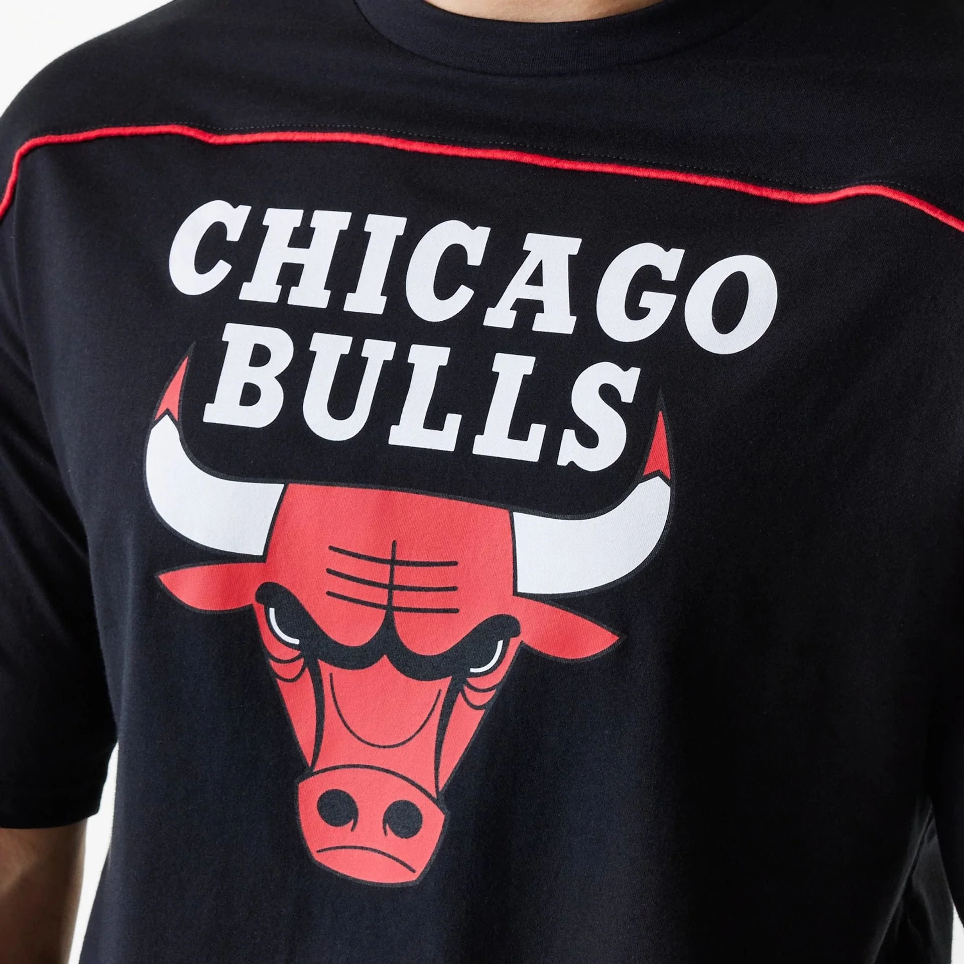 Chicago Bulls NBA Piping Black Oversized T-Shirt - Image 4