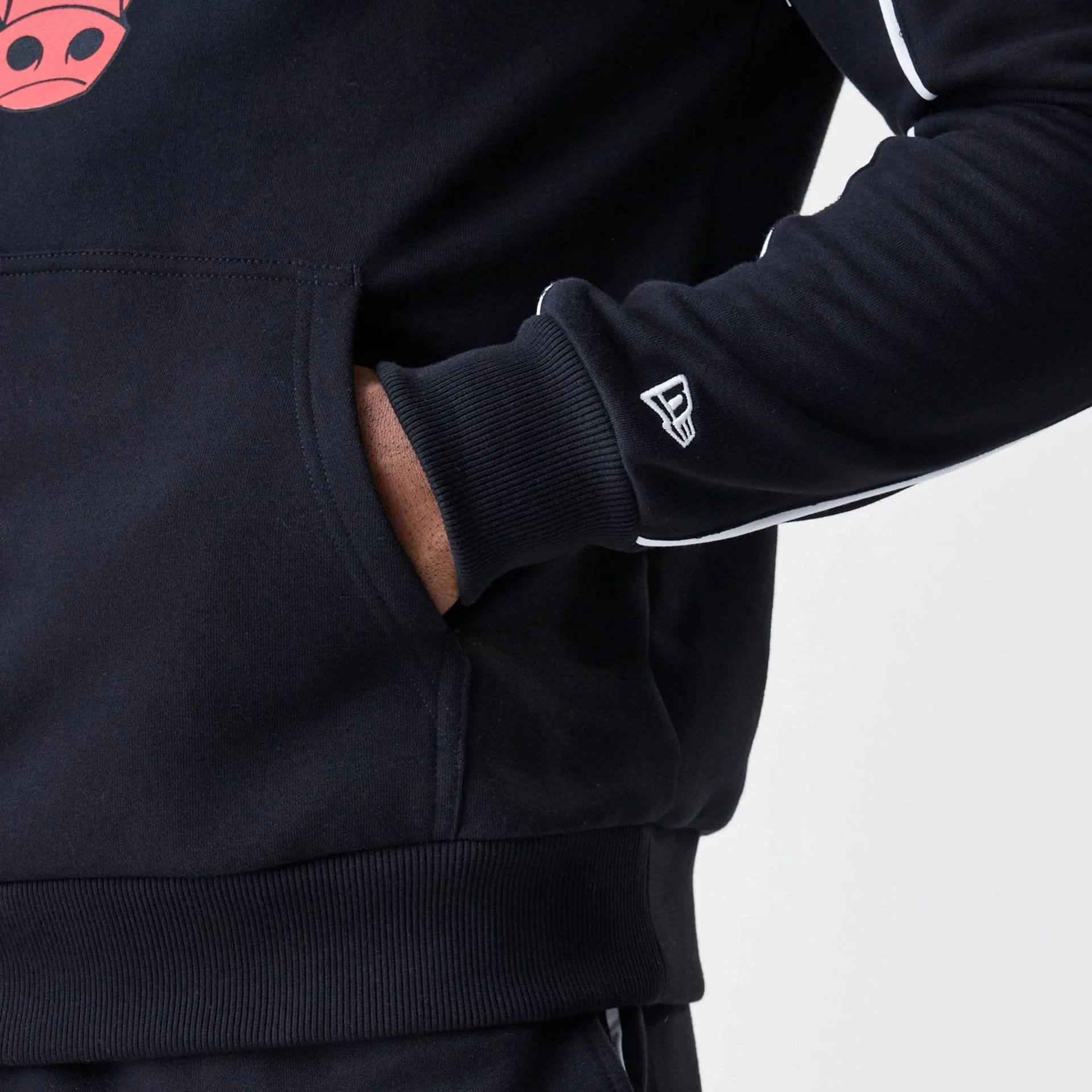 Chicago Bulls NBA Piping Stripe Black Oversized Pullover Hoodie - Image 4