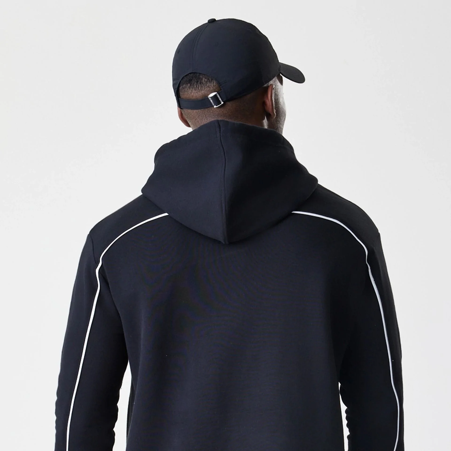 Chicago Bulls NBA Piping Stripe Black Oversized Pullover Hoodie - Image 5