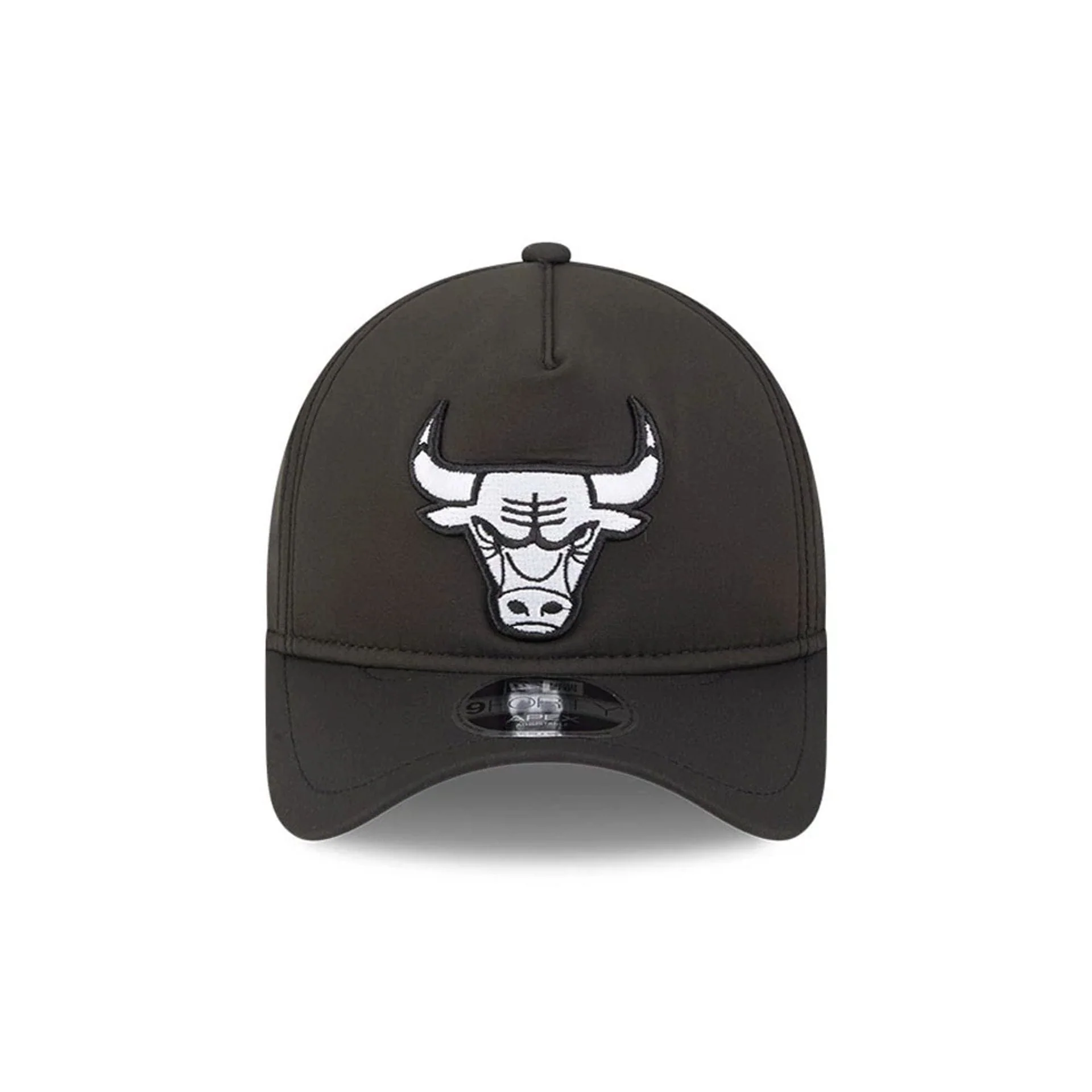 Chicago Bulls NBA Quickstrike Black 9FORTY Apex Adjustable Cap - Image 2