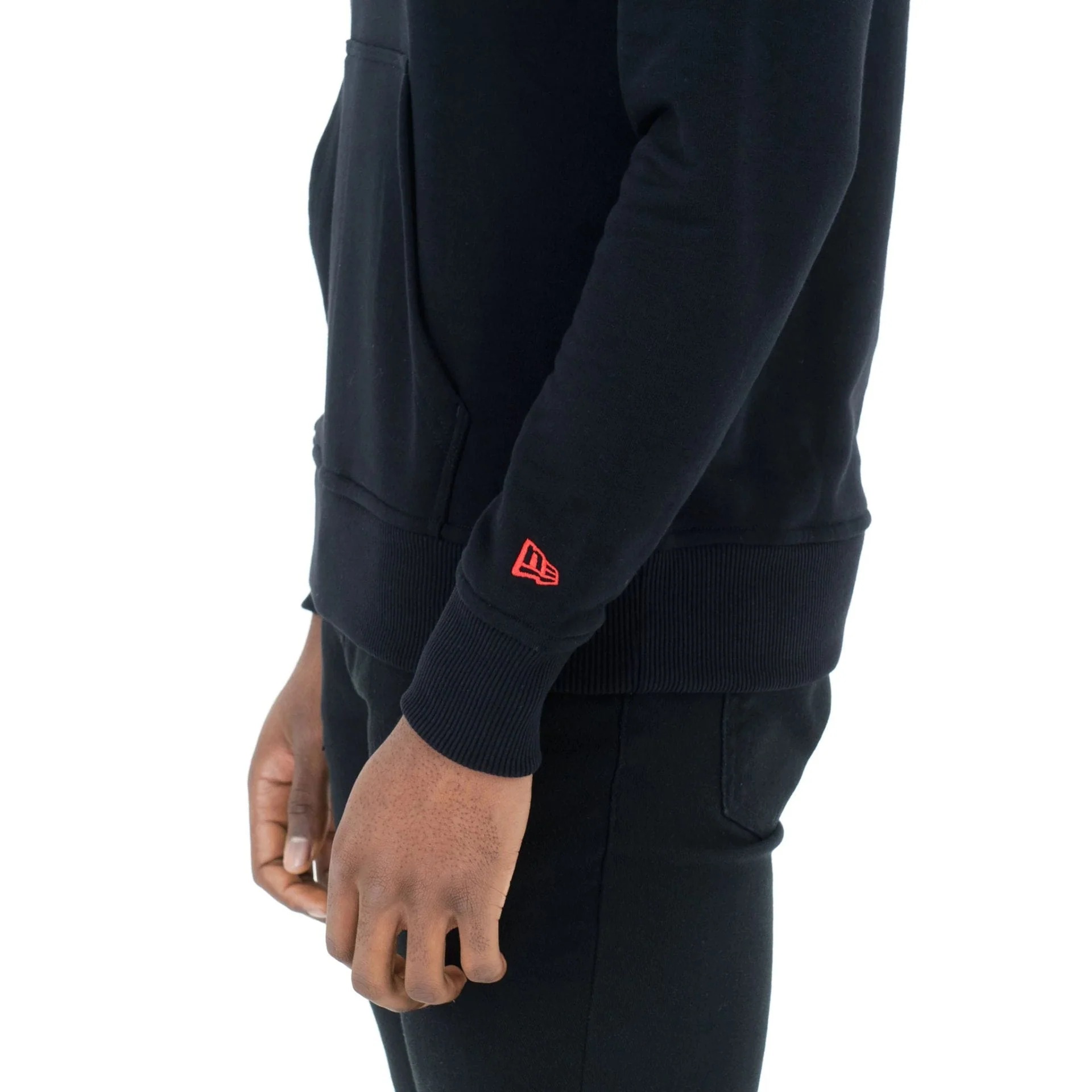Chicago Bulls NBA Regular Black Pullover Hoodie - Image 4