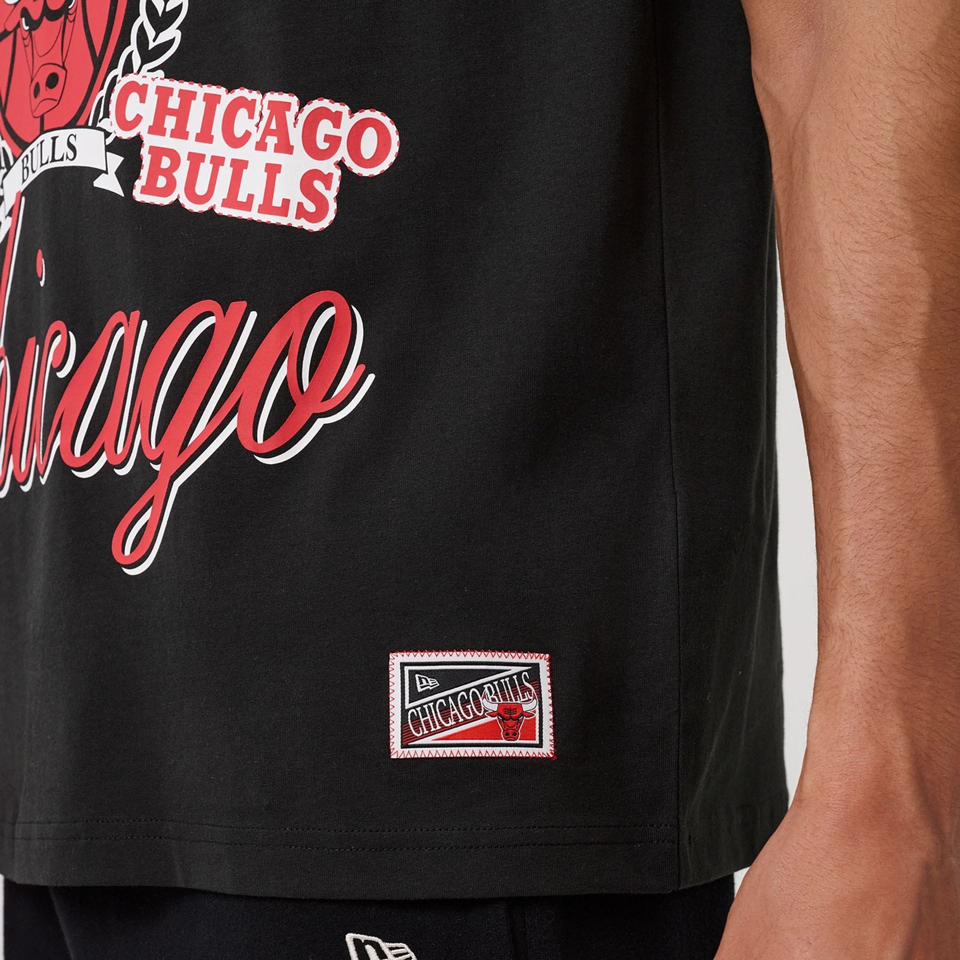 Chicago Bulls NBA Sport Classic Black T-Shirt - Image 6