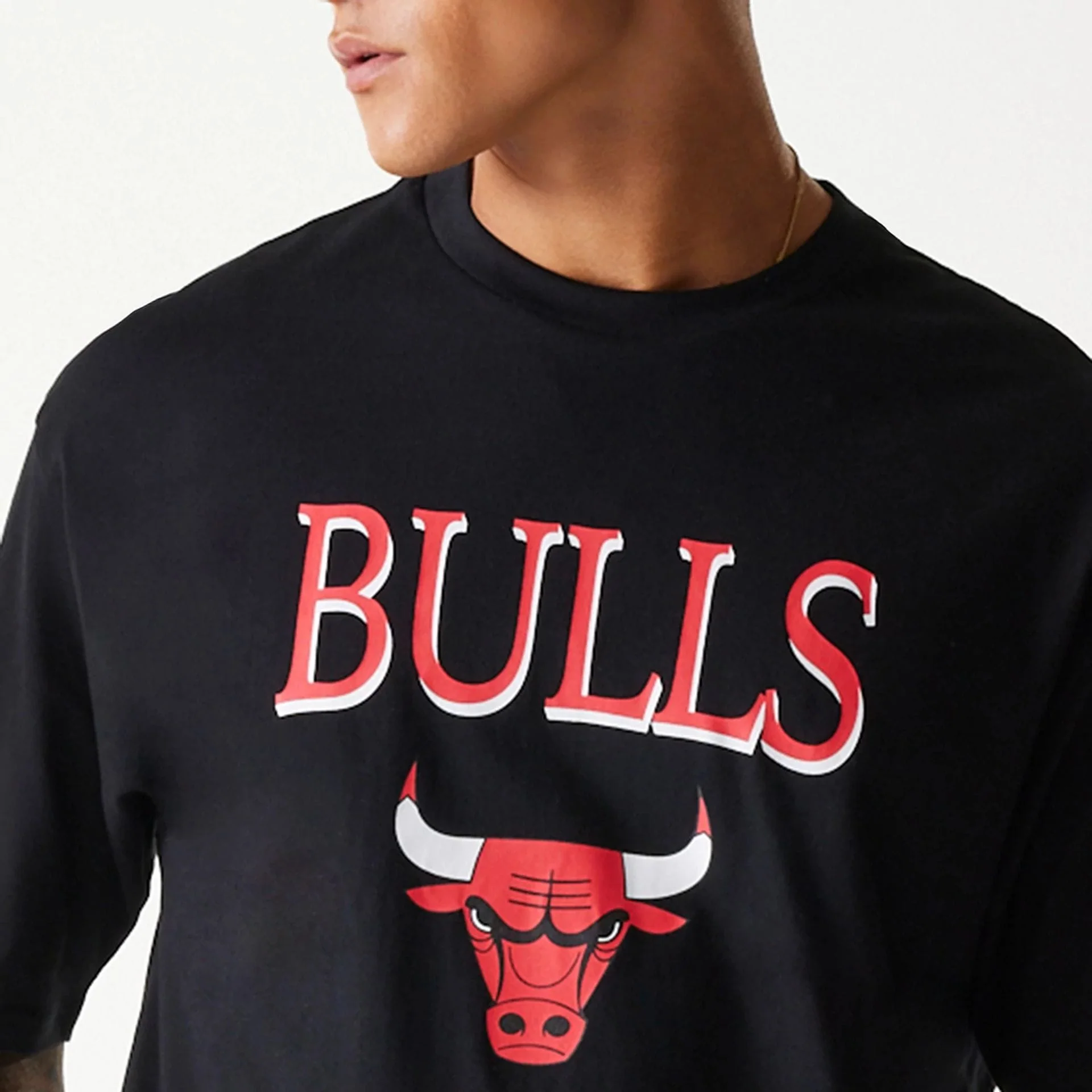 Chicago Bulls NBA Team Graphic Black Oversized T-Shirt - Image 5