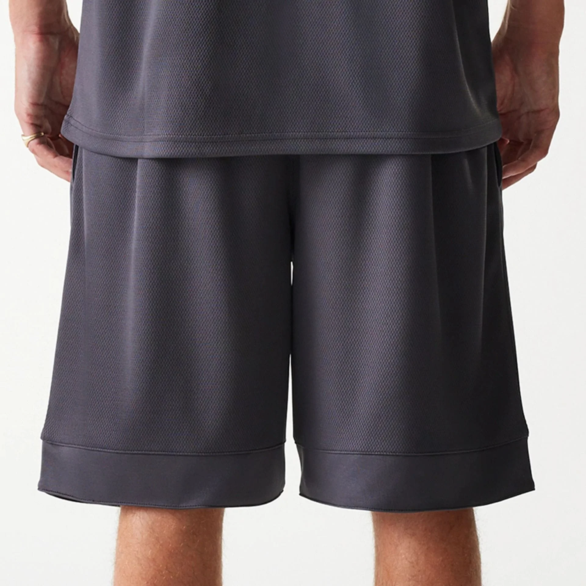 Chicago Bulls NBA Tonal Dark Grey Mesh Shorts - Image 7