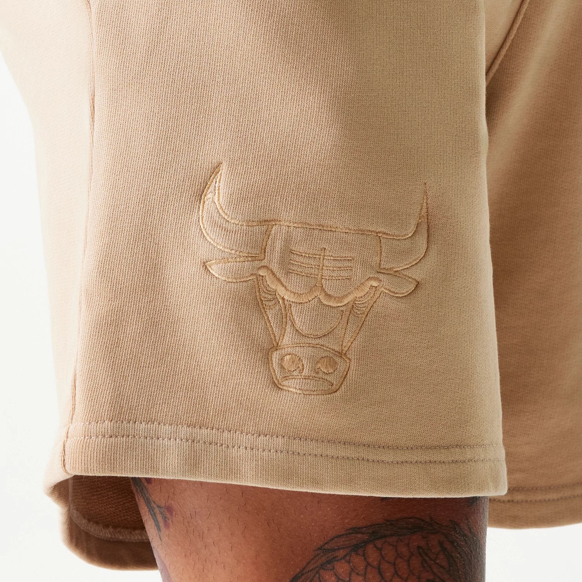 Chicago Bulls NBA Washed Beige Shorts - Image 3