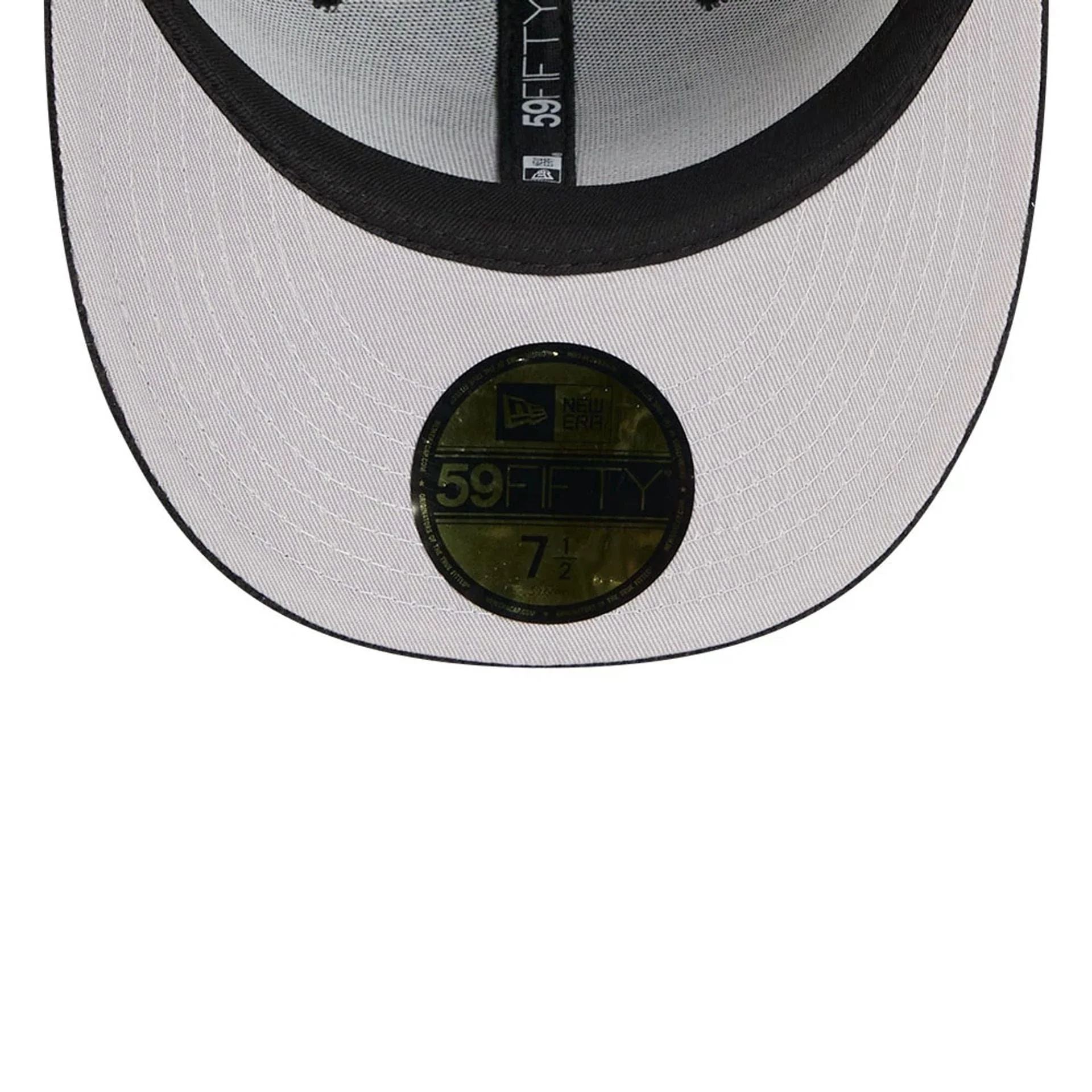 Chicago White Sox MLB Chenille Pop Black 59FIFTY Fitted Cap - Image 2
