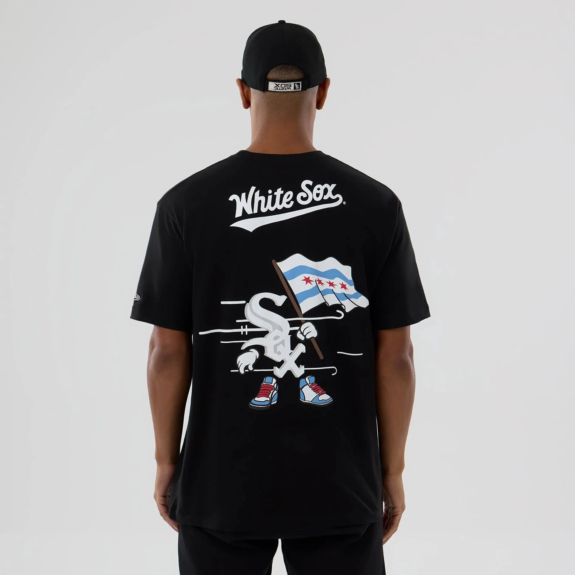 Chicago White Sox MLB Graphic Black T-Shirt - Image 2