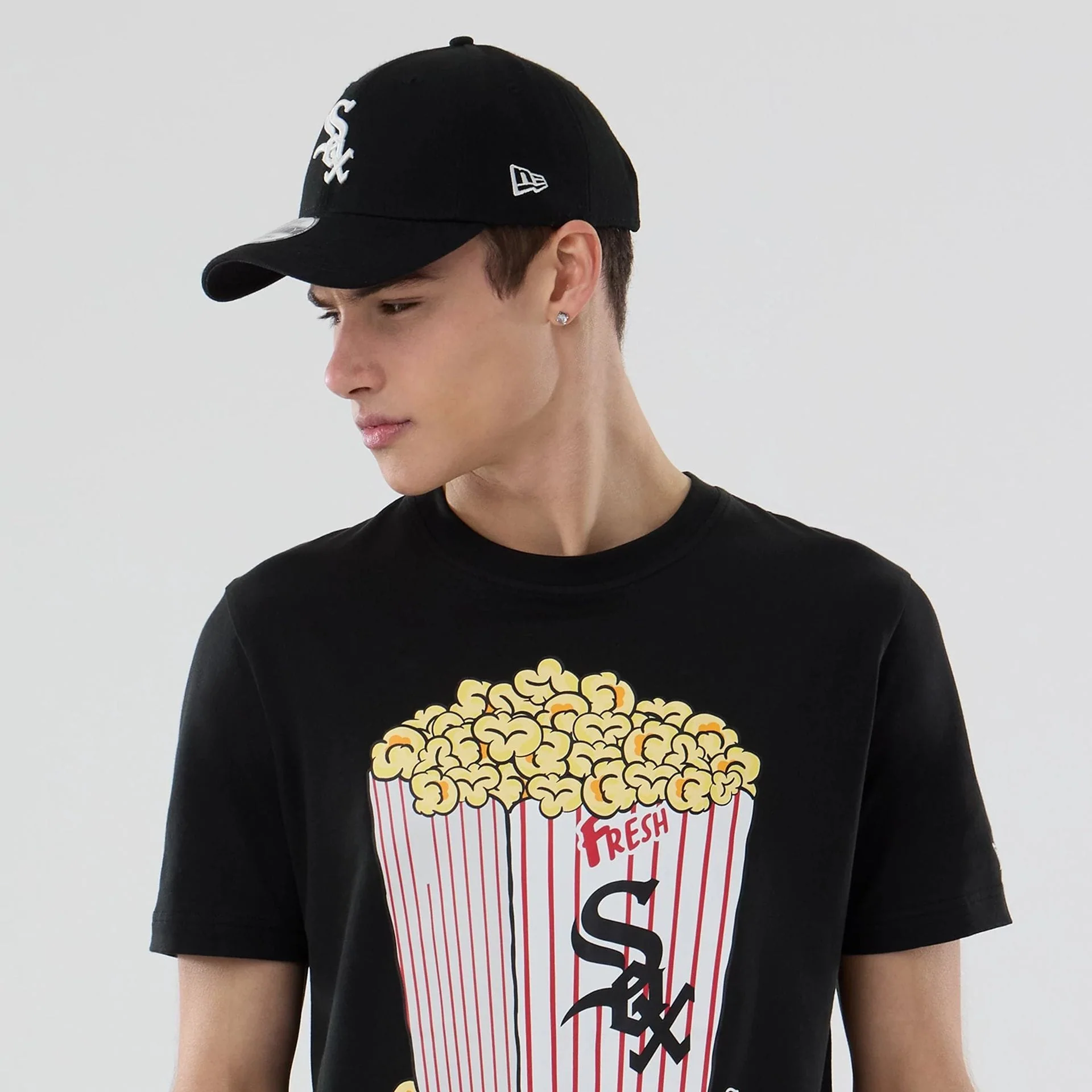 Chicago White Sox MLB Popcorn Black T-Shirt - Image 7