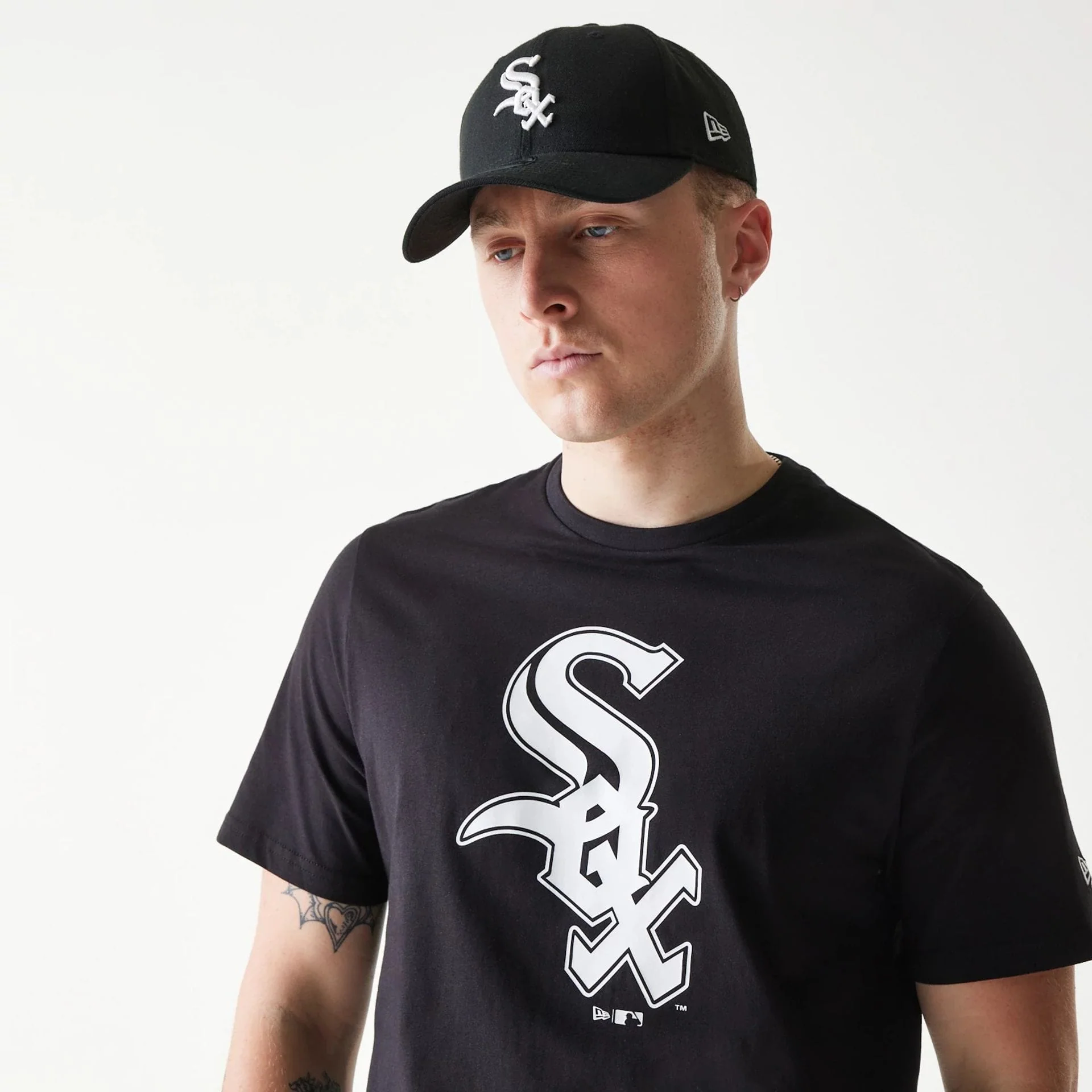 Chicago White Sox MLB Regular Black T-Shirt - Image 2