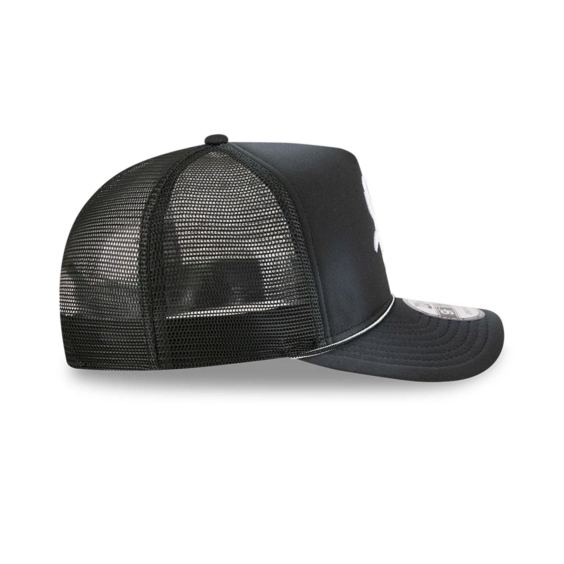 Chicago White Sox MLB Washed Black 9FIFTY A-Frame Trucker Adjustable Cap - Image 6