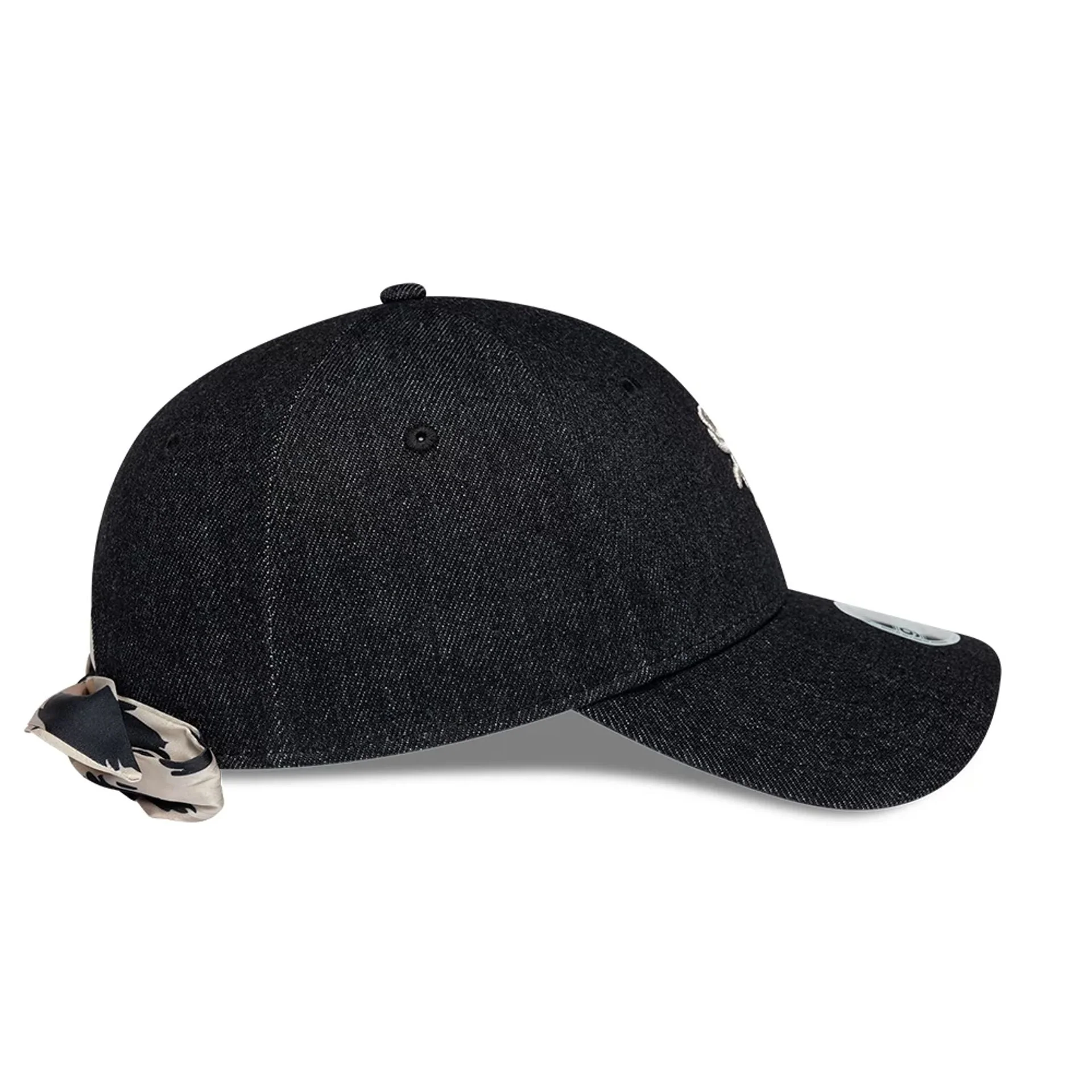 Chicago White Sox Womens MLB Denim Black 9FORTY Bowback Adjustable Cap - Image 6