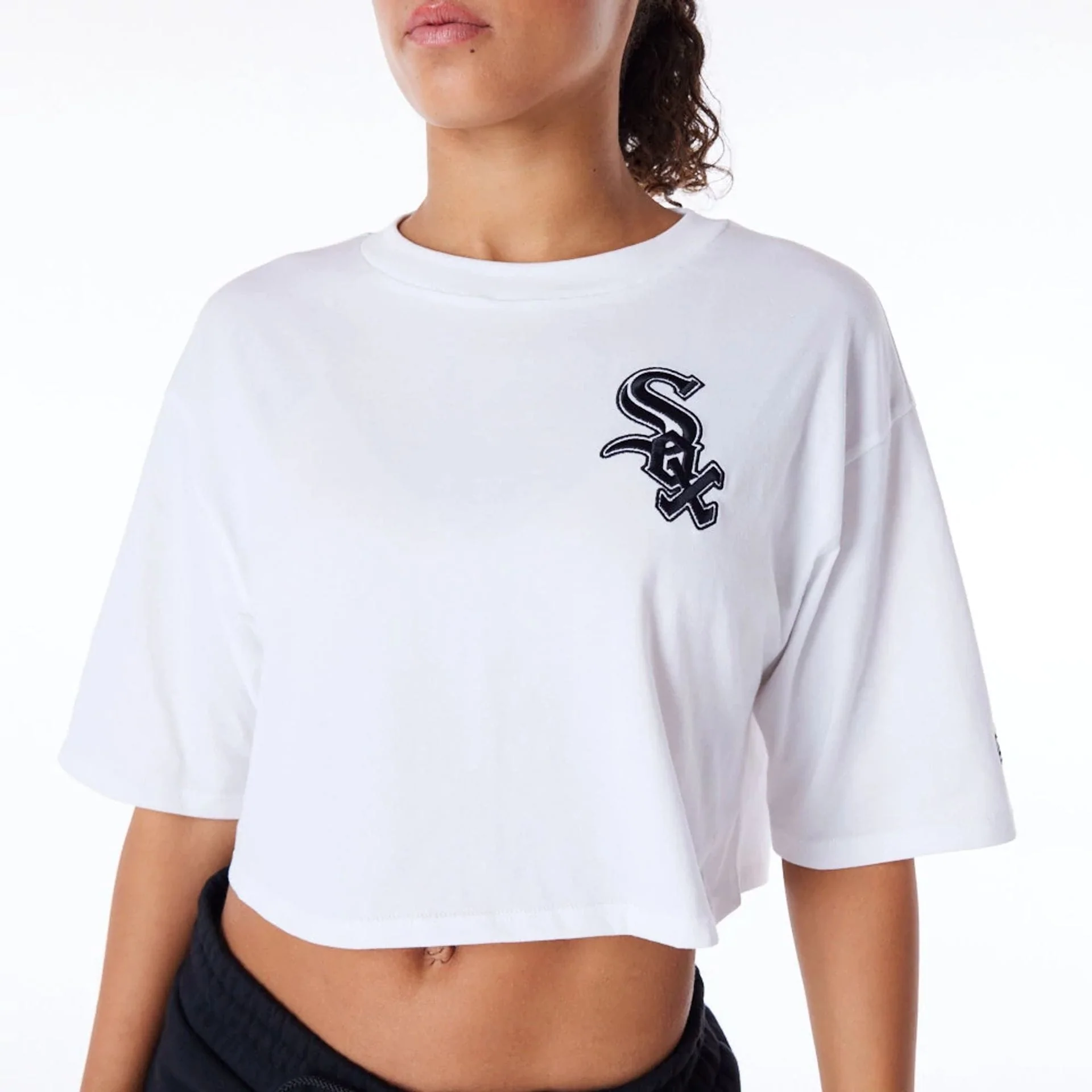 Chicago White Sox Womens MLB Lifestyle White Crop T-Shirt - Image 2