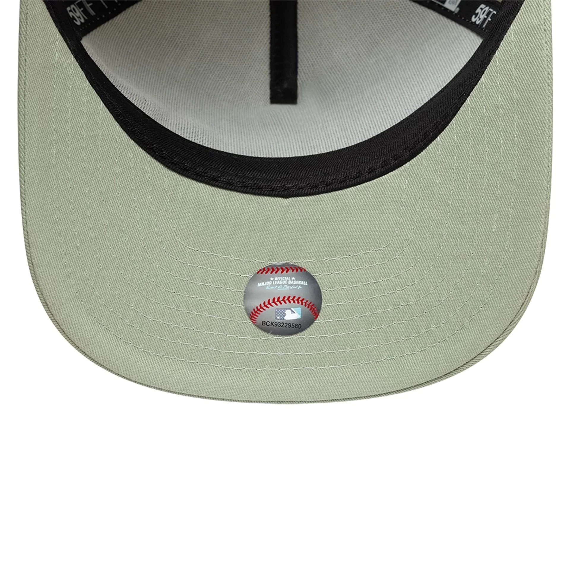Cleveland Guardians MLB Crinkle Pastel Green 59FIFTY A-Frame Fitted Cap - Image 5