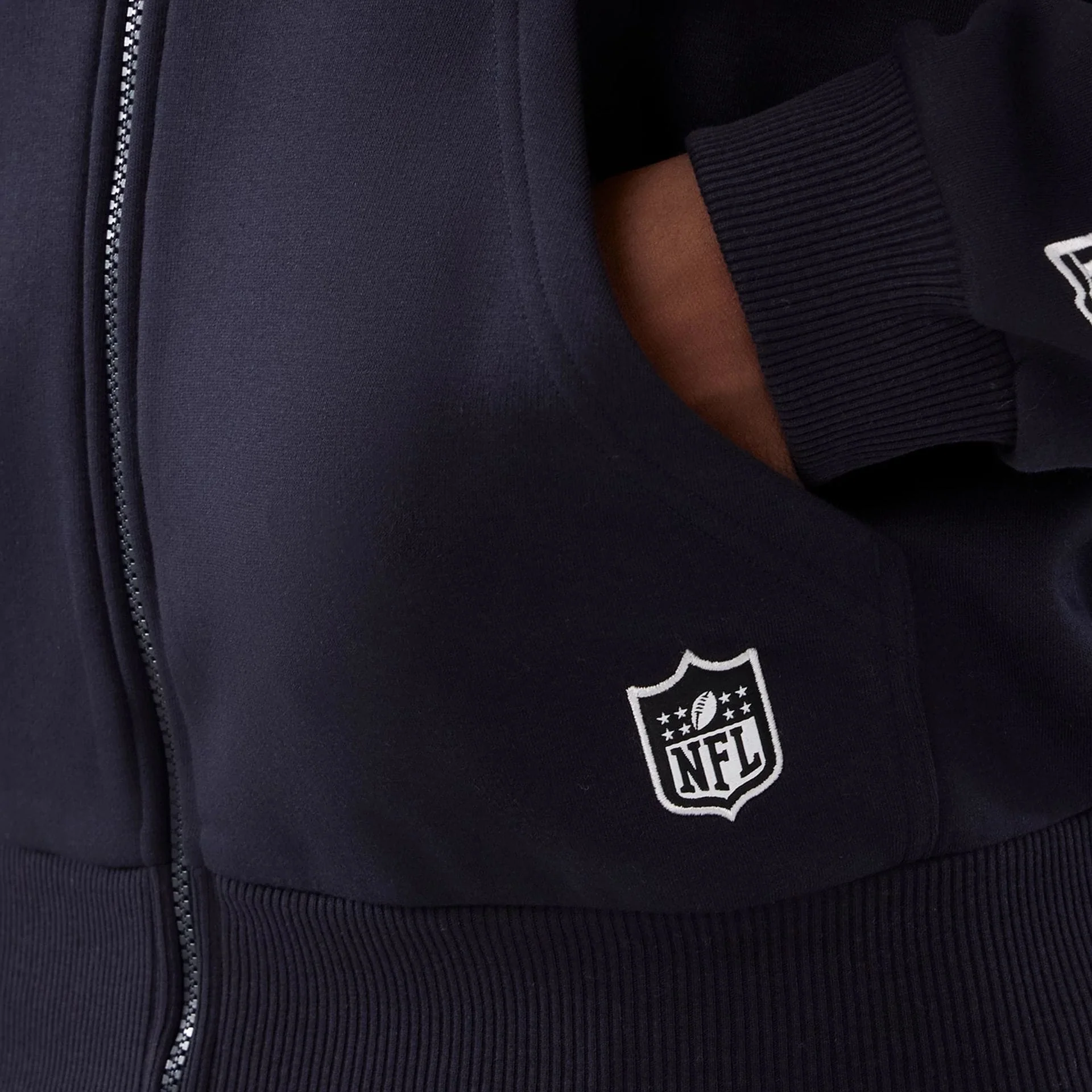 Denver Broncos NFL International Series Games 2025 Navy Premium Pullover Hoodie - Image 4
