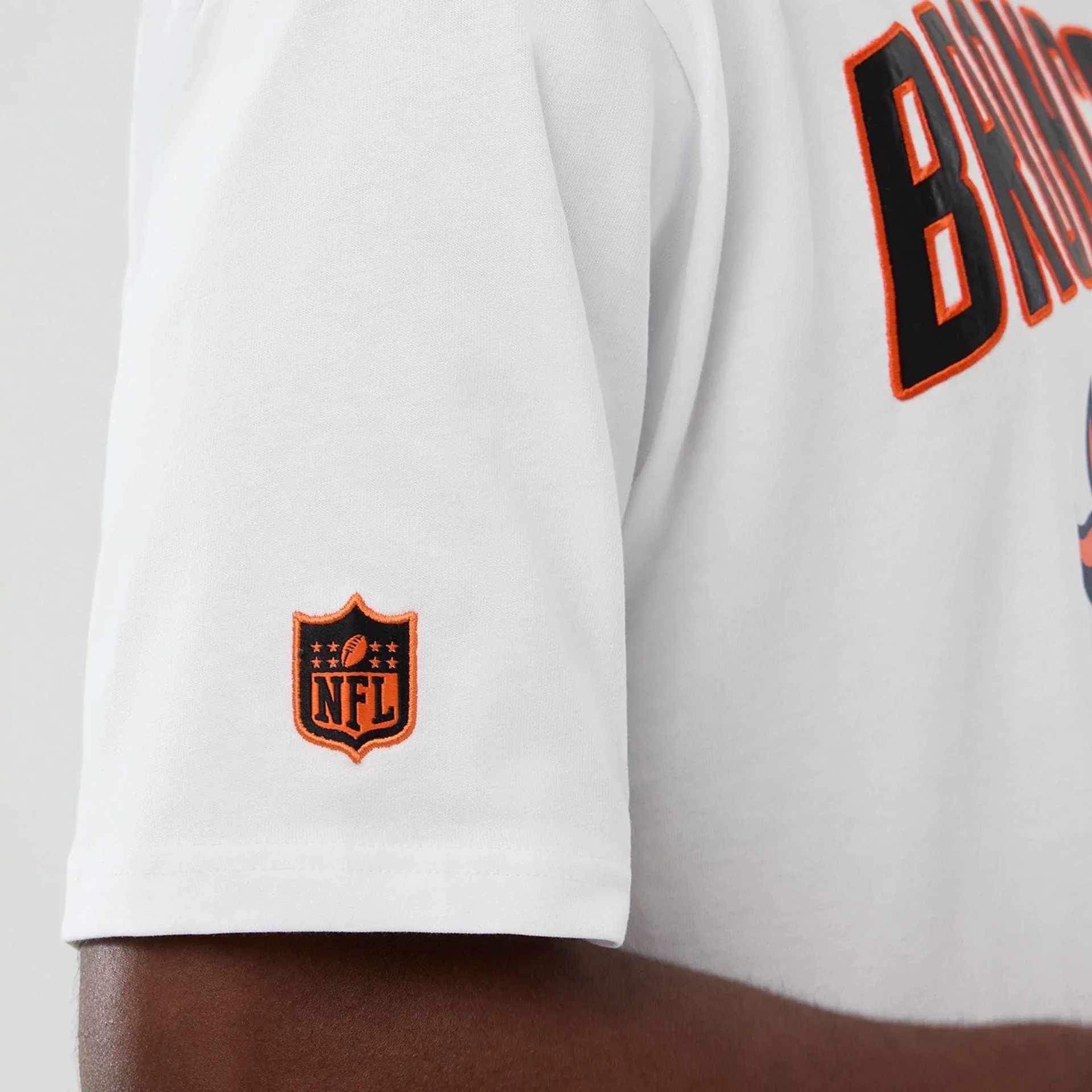 Denver Broncos NFL International Series Games 2025 White Premium T-Shirt - Image 5