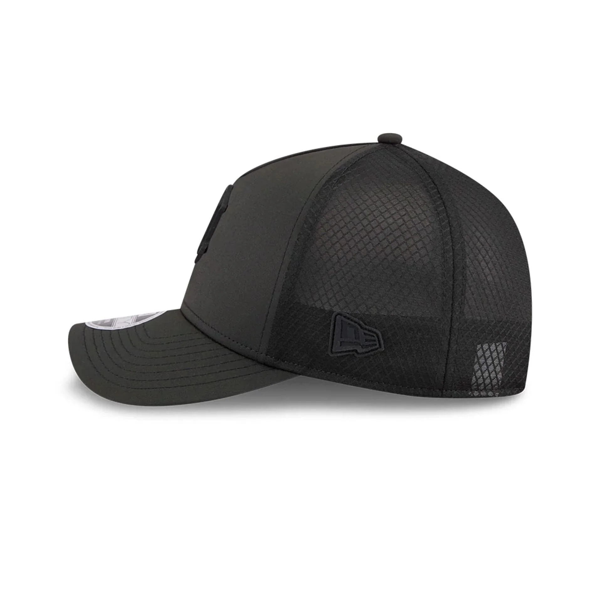 Detroit Tigers MLB Badged Black 9FORTY M-Crown A-Frame Trucker Cap - Image 5