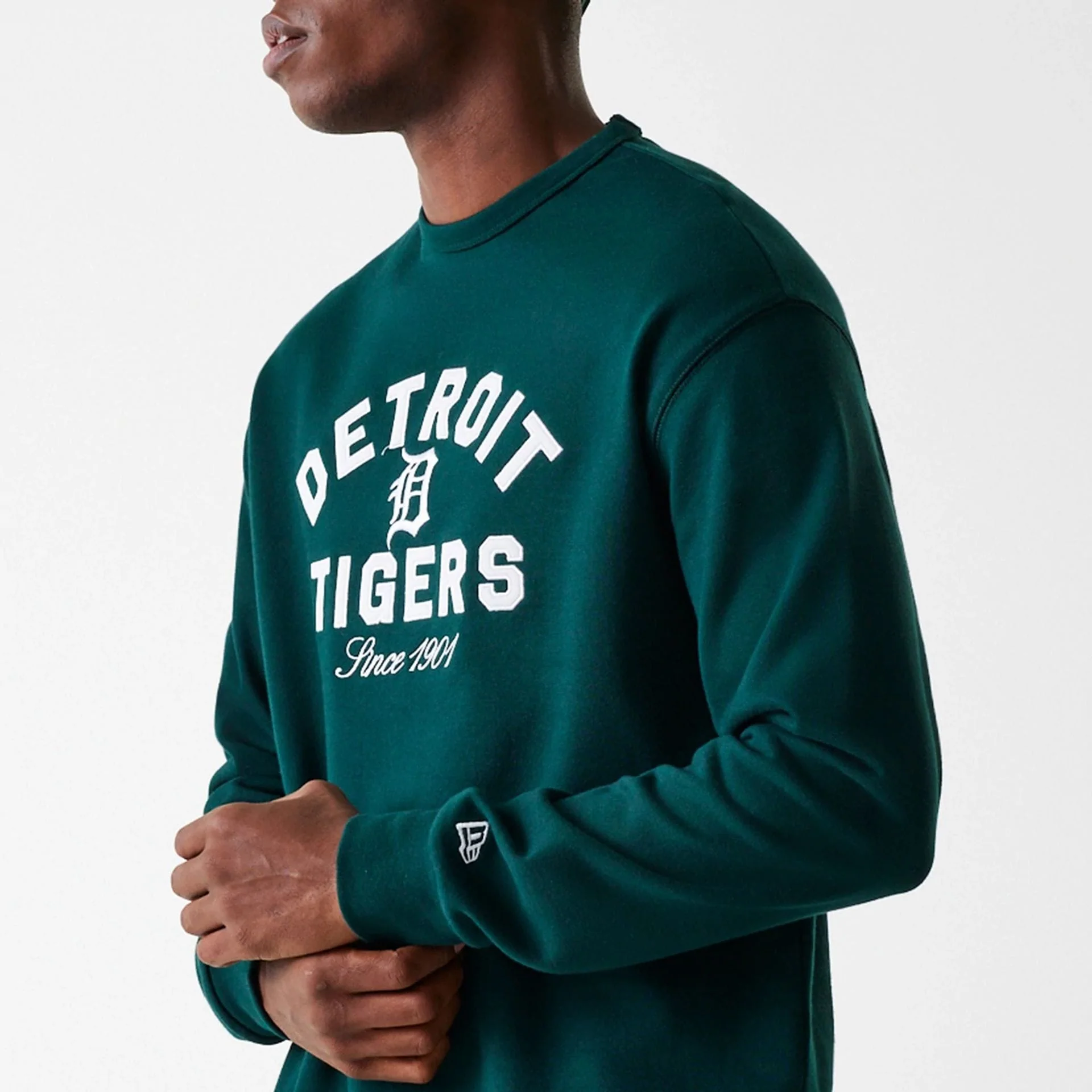Detroit Tigers MLB Heritage Dark Green Oversized Crew Neck Sweater - Image 5