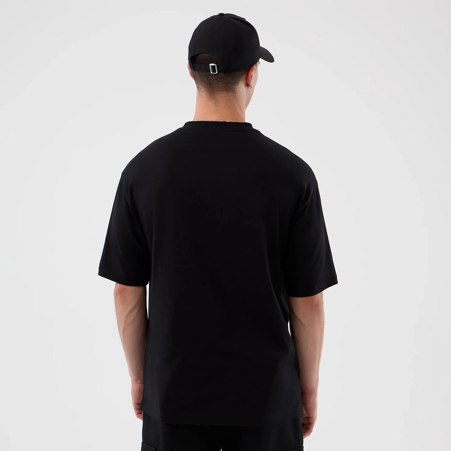 Dublin Game NFL International Series Games Black Oversized T-Shirt - Image 2