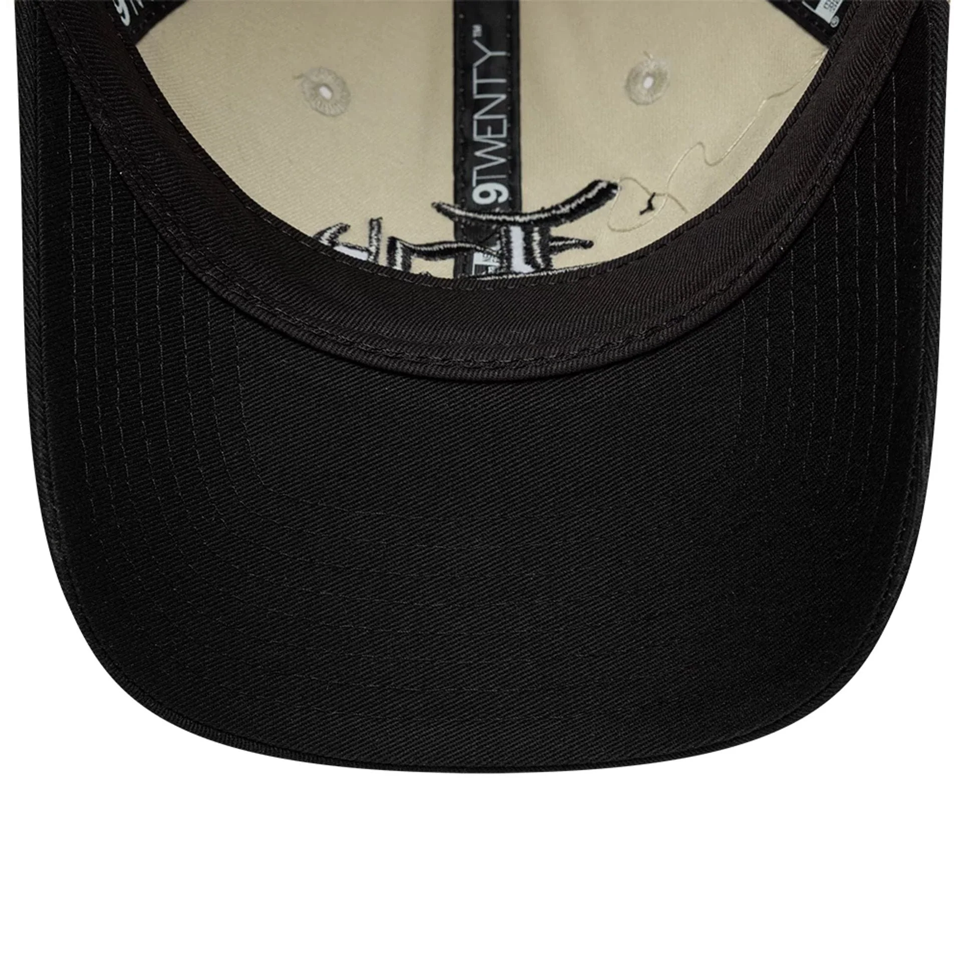 EDWIN x New Era Black 9TWENTY Adjustable Cap - Image 7