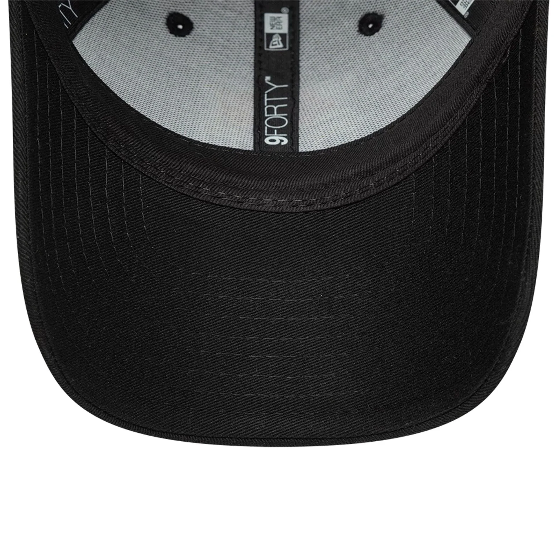 FC Barcelona Youth Core Black 9FORTY Adjustable Cap - Image 4