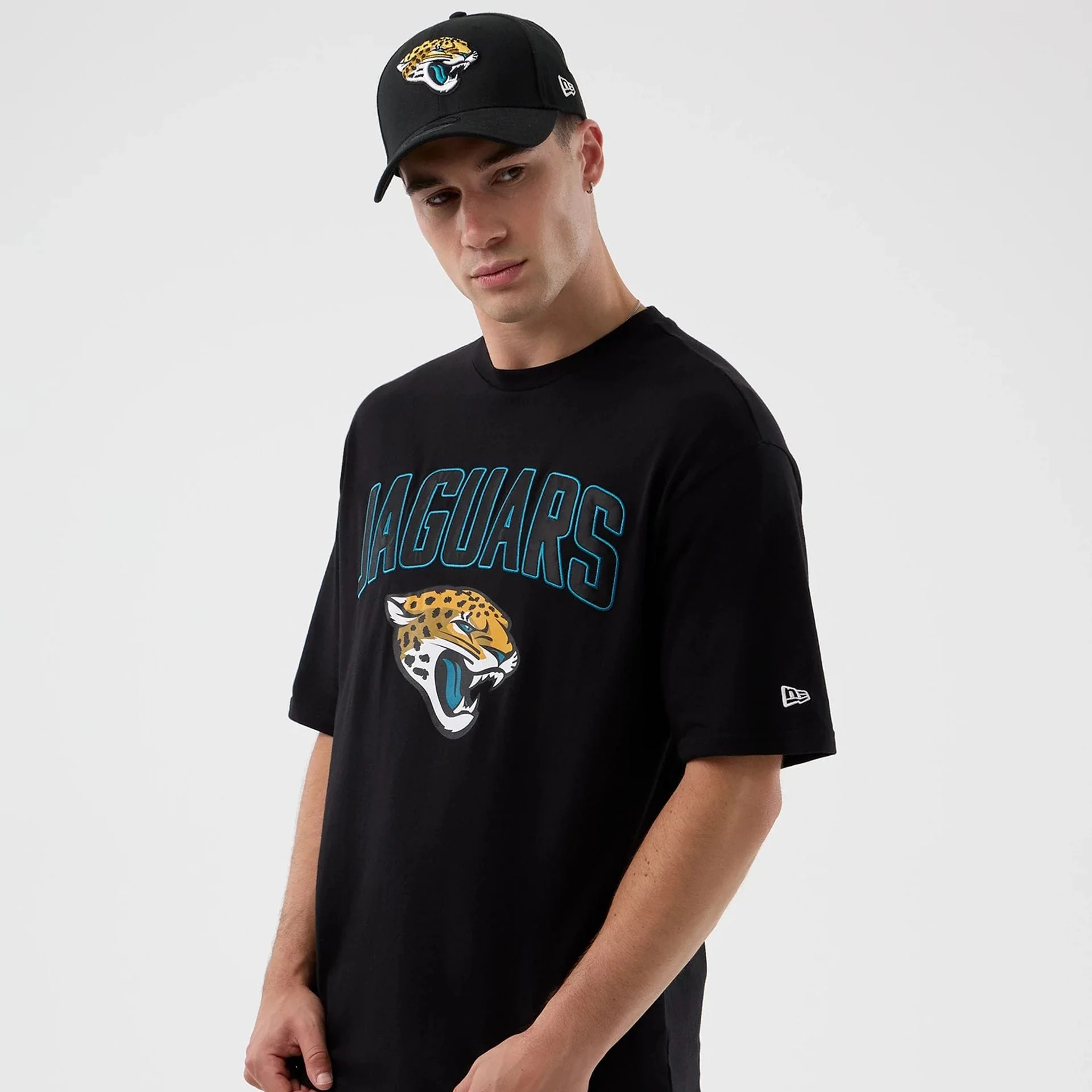 Jacksonville Jaguars NFL International Series Games Black Oversized T-Shirt - Image 6