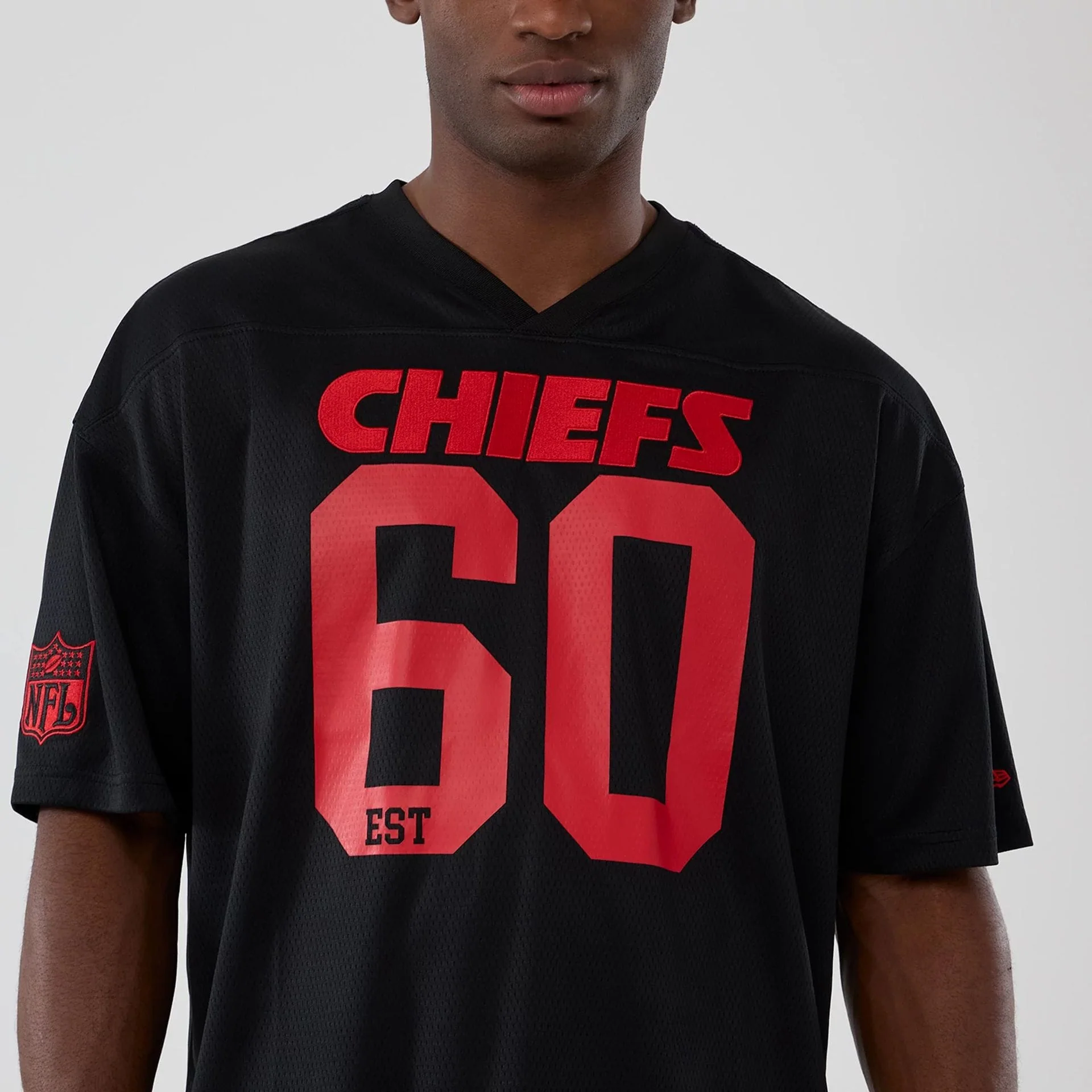 Kansas City Chiefs NFL Historic Black Oversized T-Shirt - Image 3