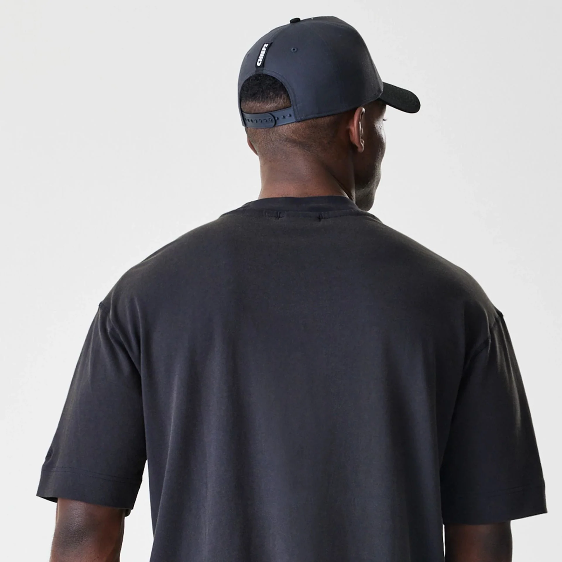 Kansas City Chiefs NFL Washed Boxy Black Oversized T-Shirt - Image 7