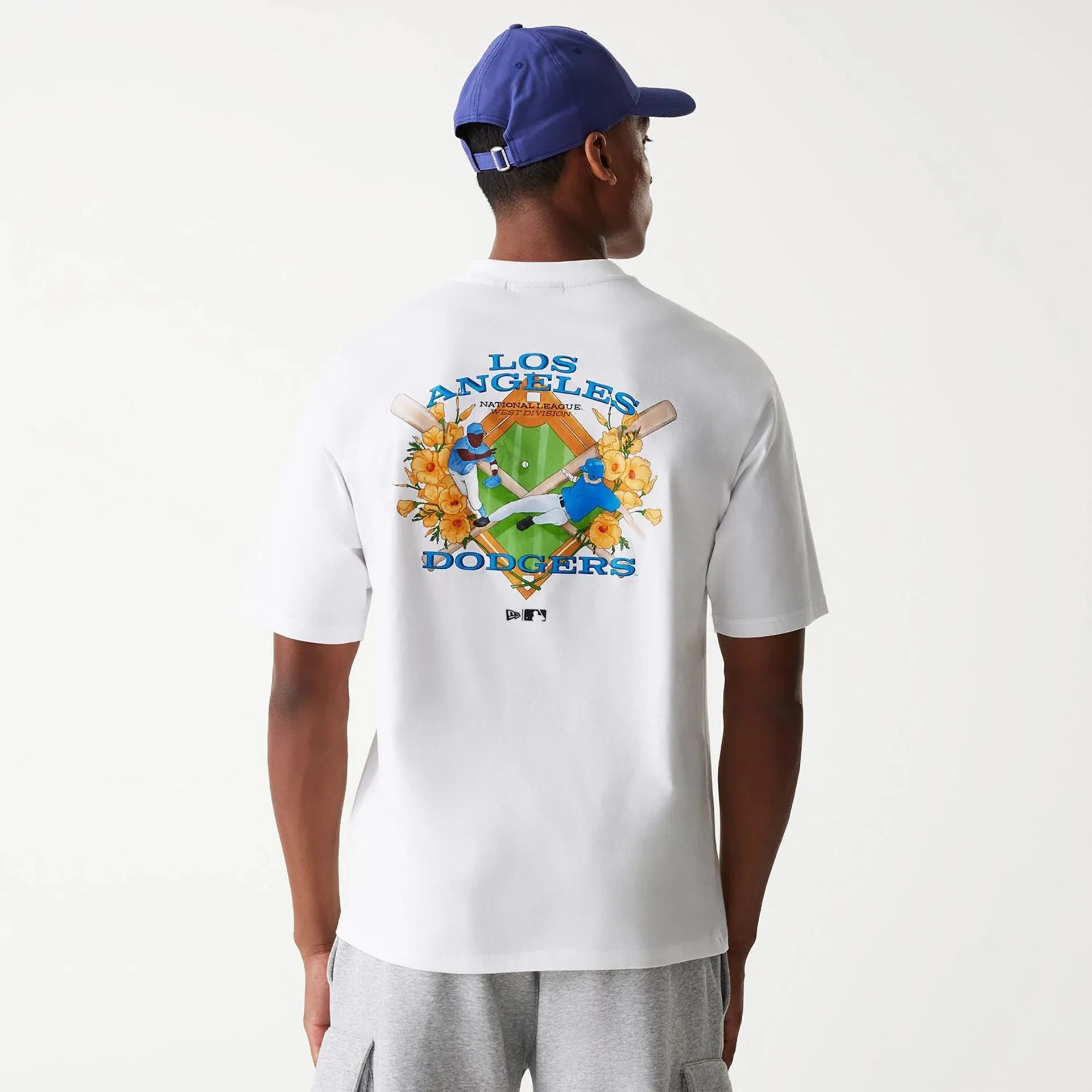 LA Dodgers MLB Baseball Graphic White Oversized T-Shirt - Image 3