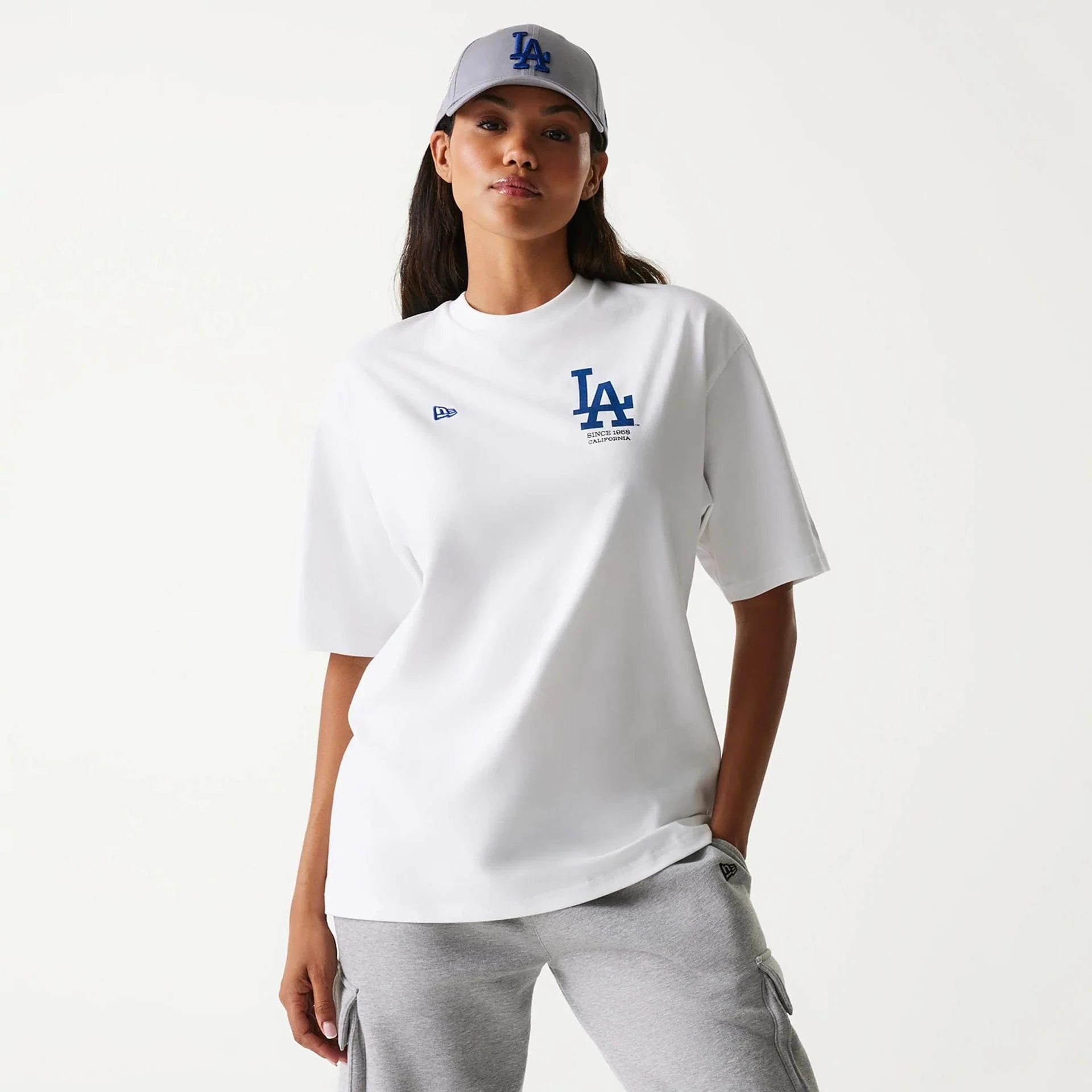 LA Dodgers MLB Baseball Graphic White Oversized T-Shirt - Image 4