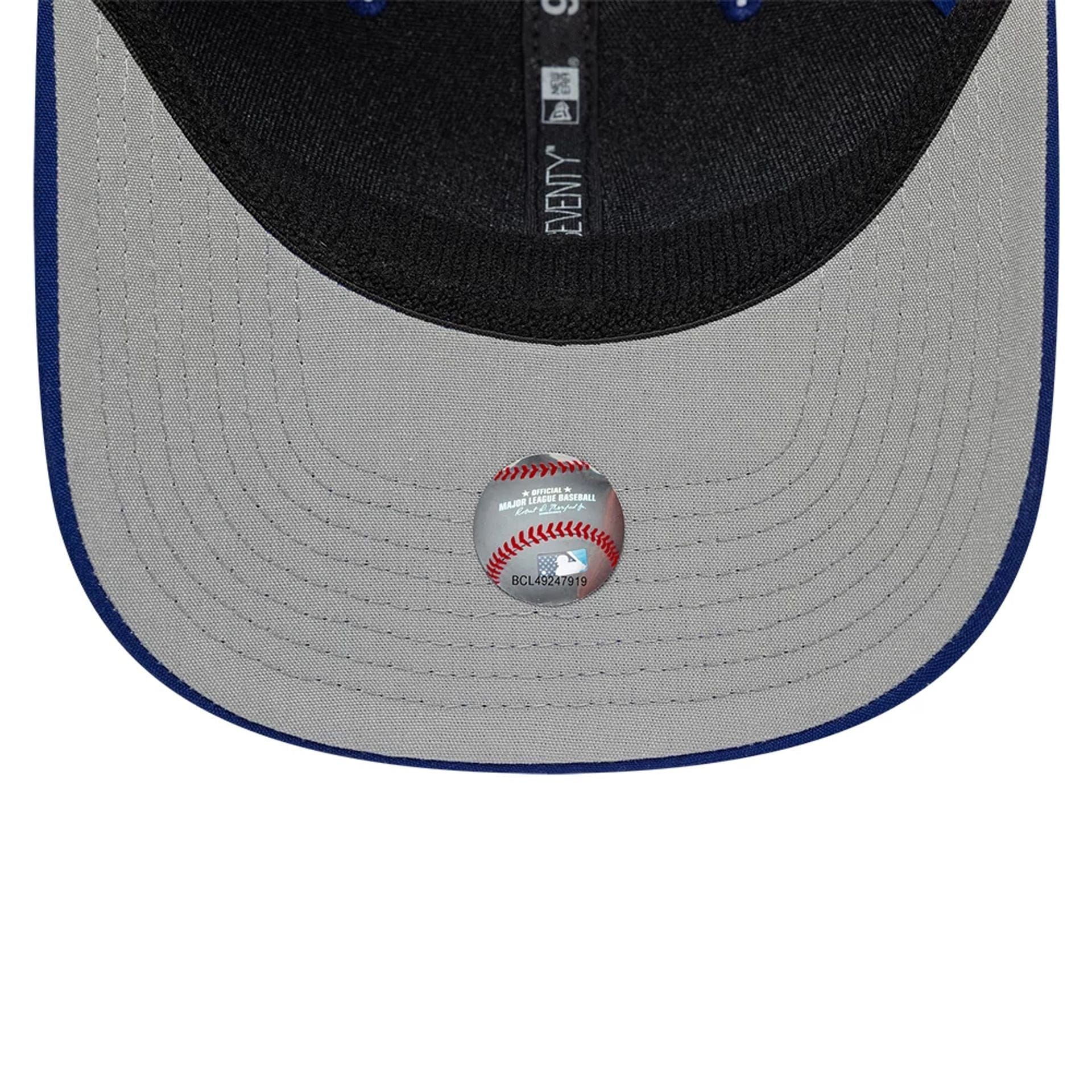 LA Dodgers MLB Circles Dark Blue 9SEVENTY Stretch Snap Adjustable Cap - Image 2