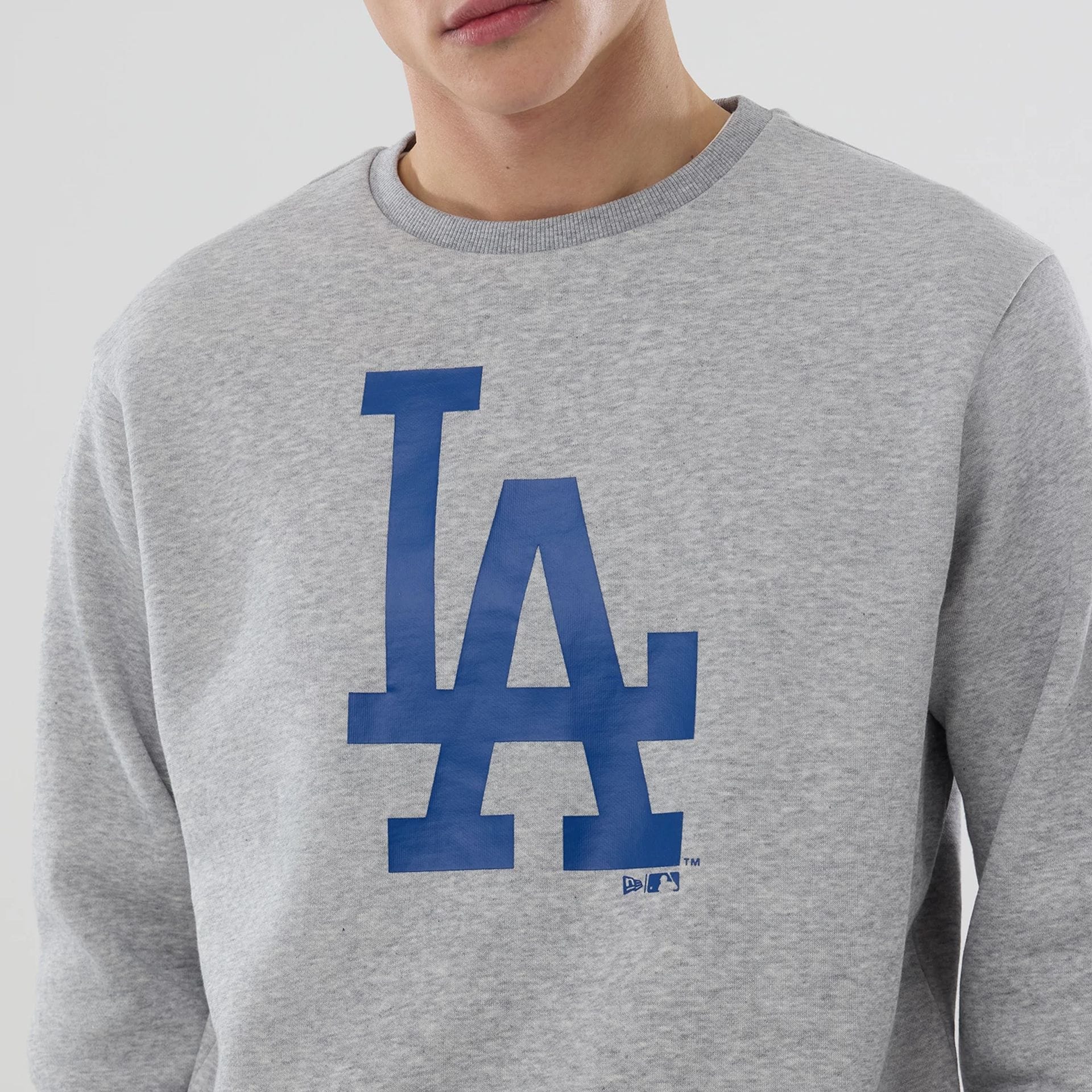 LA Dodgers MLB Grey Crew Neck Sweater - Image 4