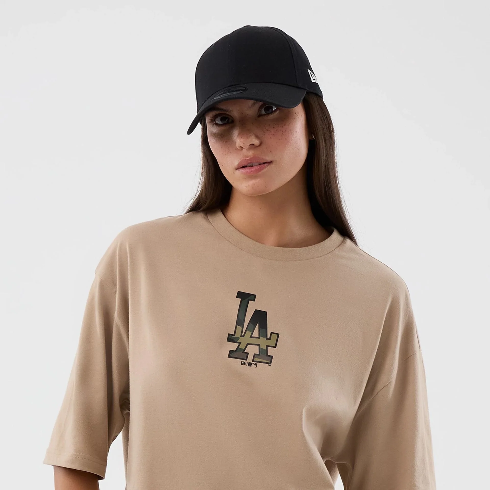 LA Dodgers MLB Infill Light Beige Oversized T-Shirt - Image 7