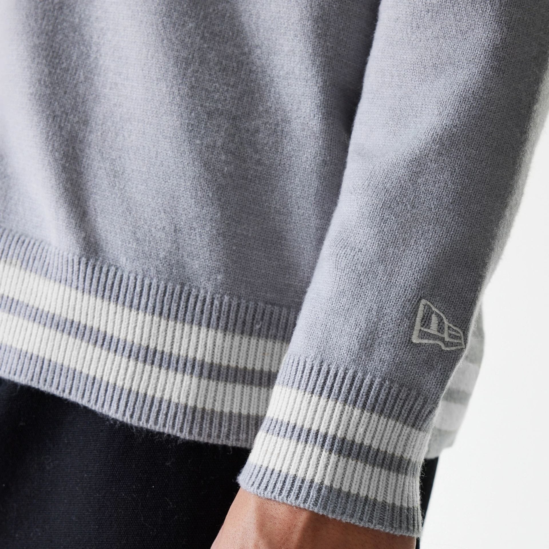 LA Dodgers MLB Knit Grey Cardigan - Image 7