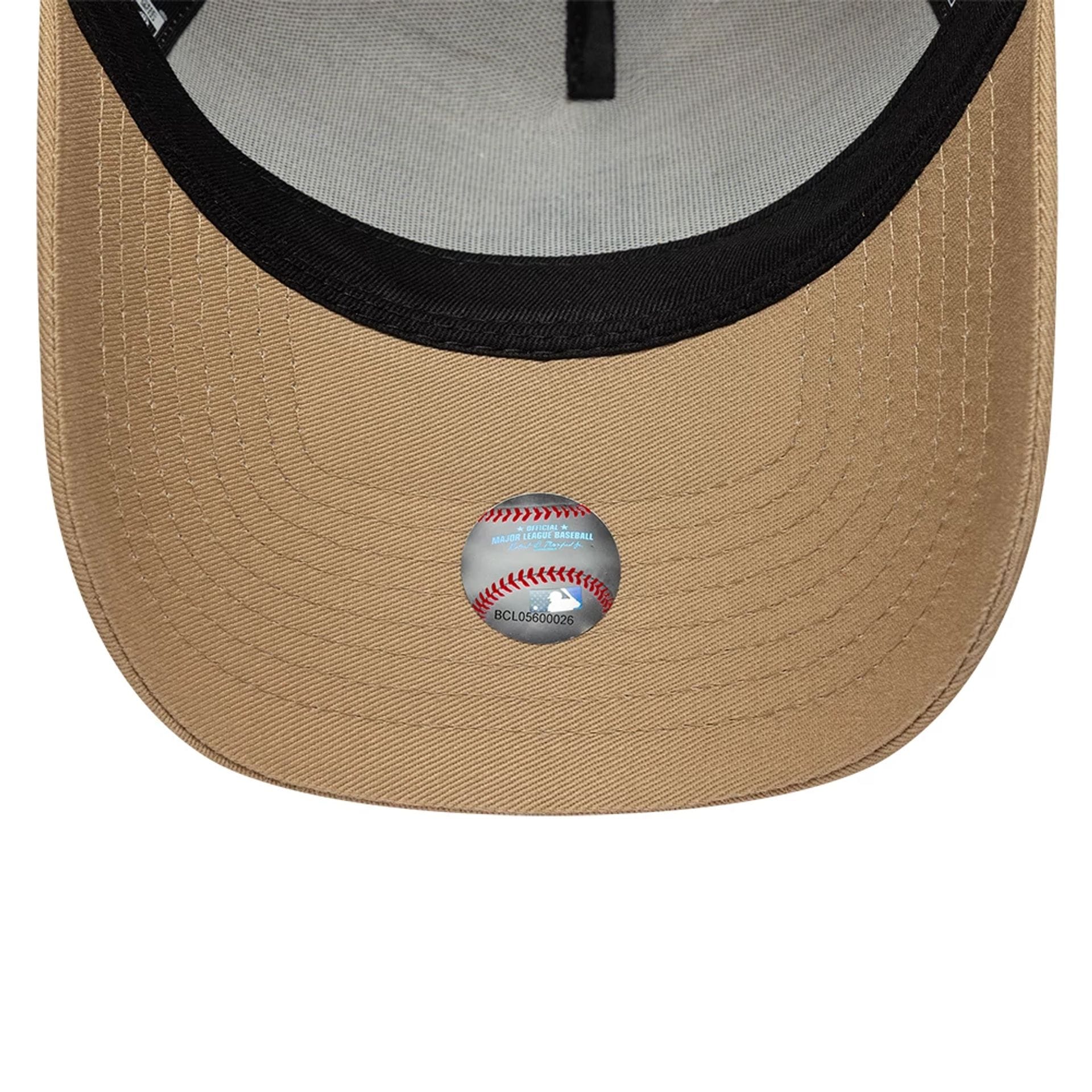 LA Dodgers MLB League Essential Light Beige 9FORTY E-Frame Adjustable Cap - Image 5