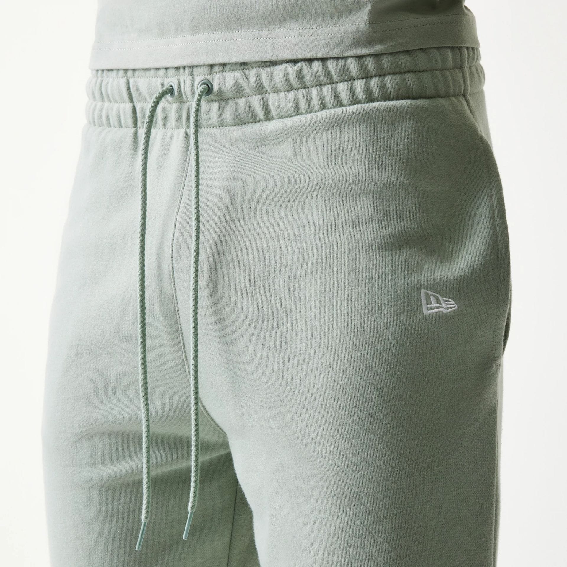 LA Dodgers MLB League Essential Midi Pastel Green Shorts - Image 6